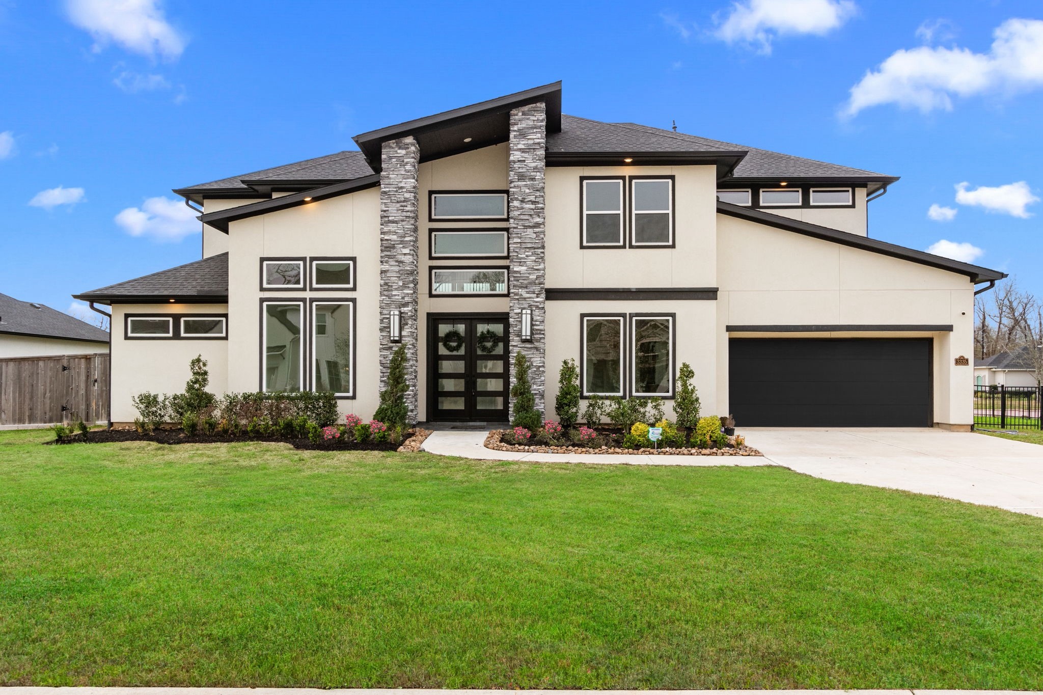 3335 Winterwood Way Property Photo 1