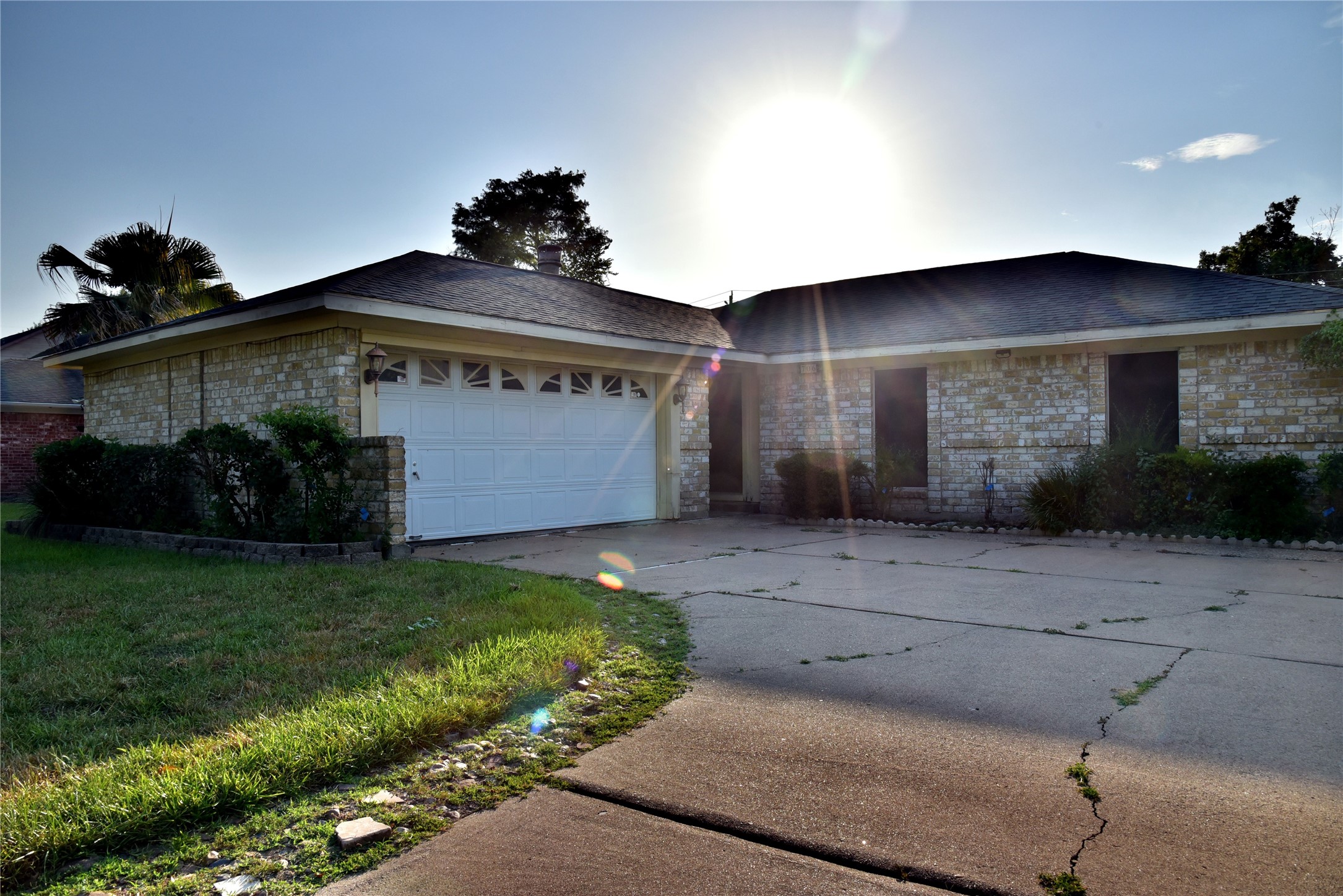 706 Leicester Lane Property Photo 1