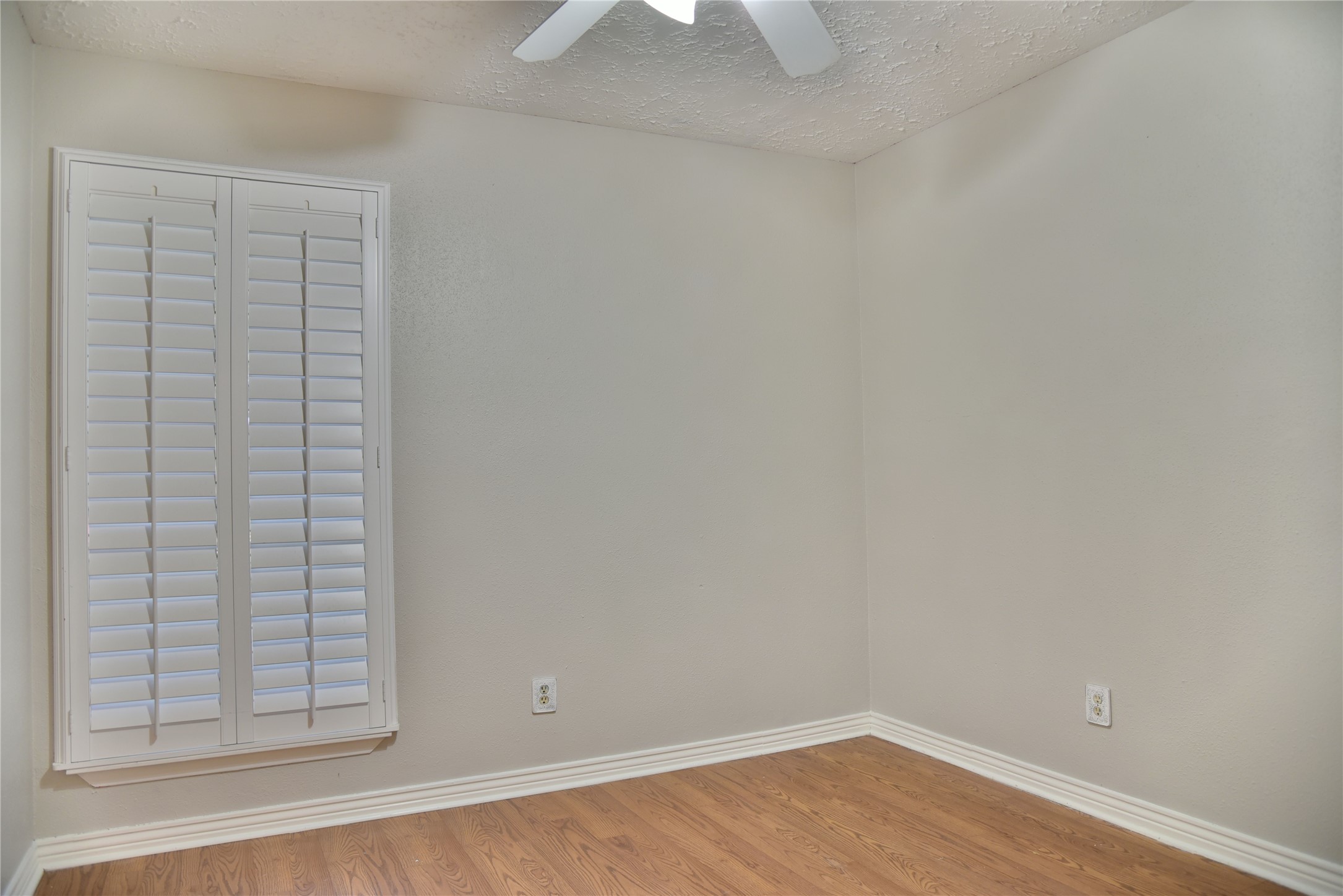 706 Leicester Lane Property Photo 11