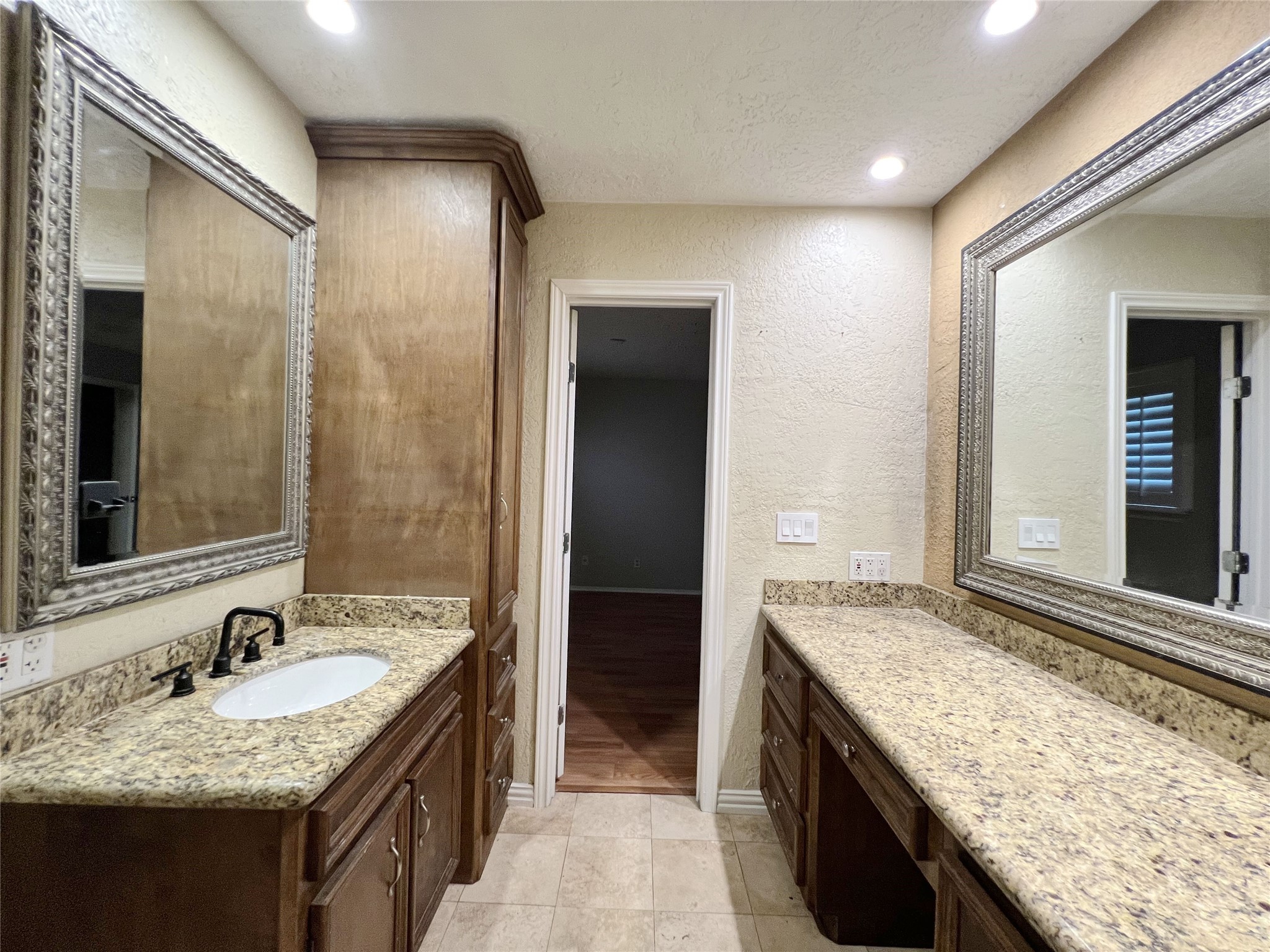 706 Leicester Lane Property Photo 17