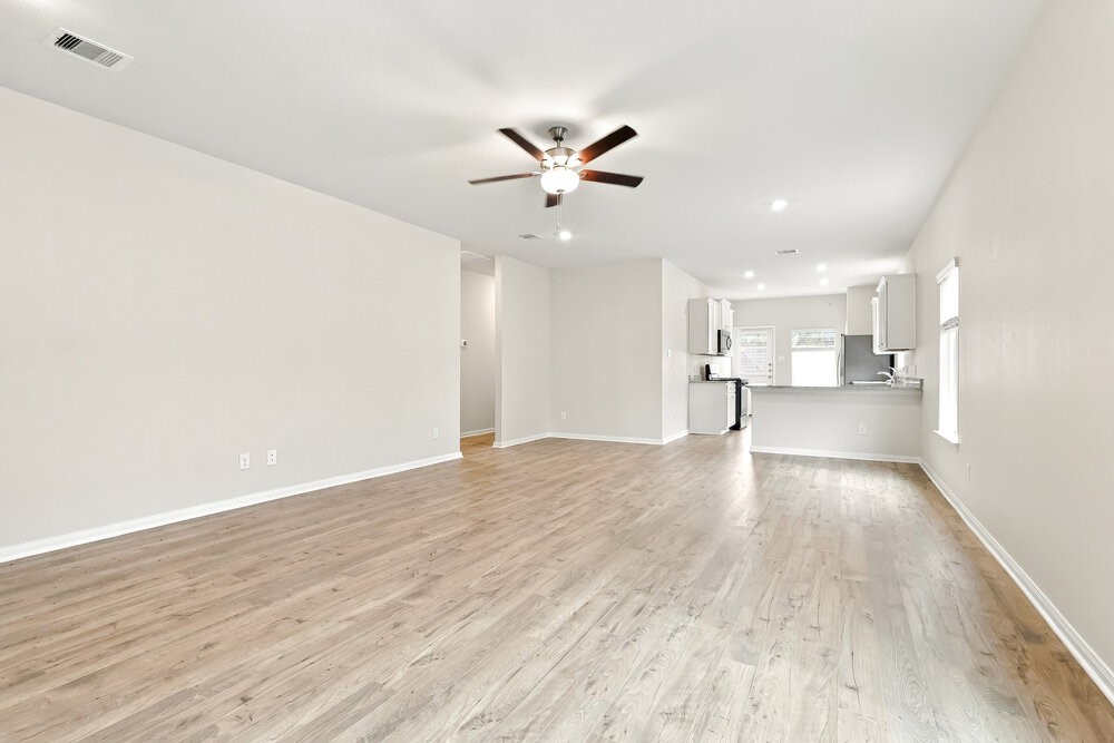 15550 Caramel Springs Drive Property Photo 3