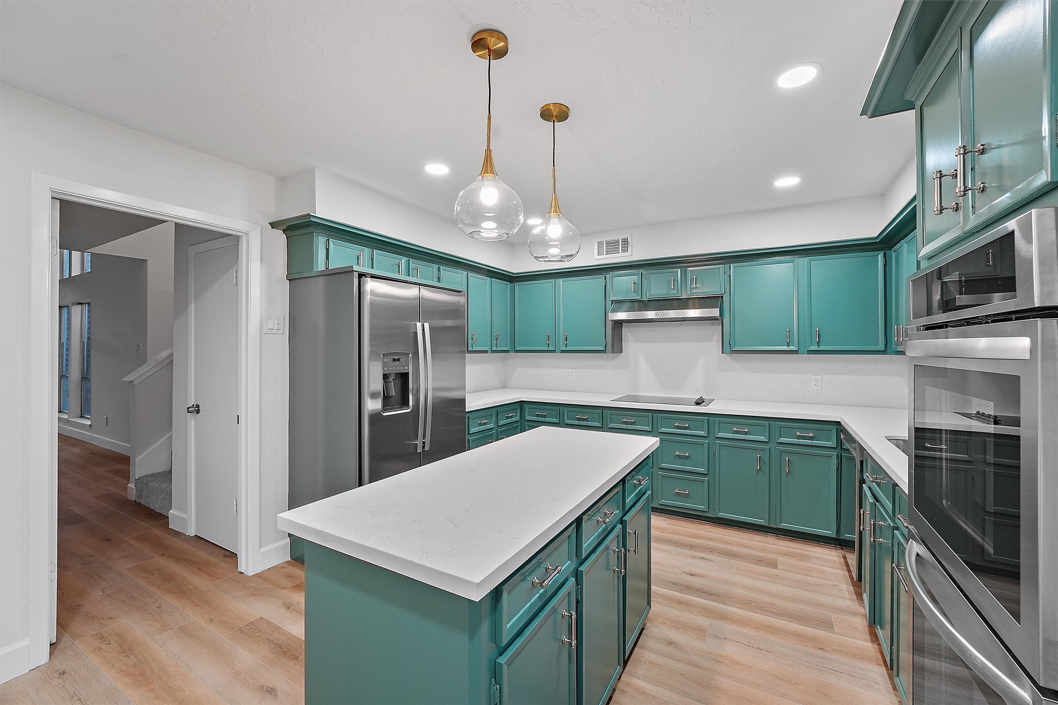 3622 Highland Lakes Drive Property Photo 3