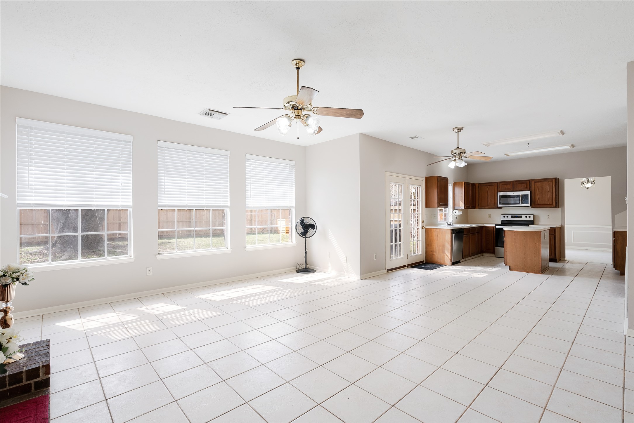814 Hyacinth Place Property Photo 10