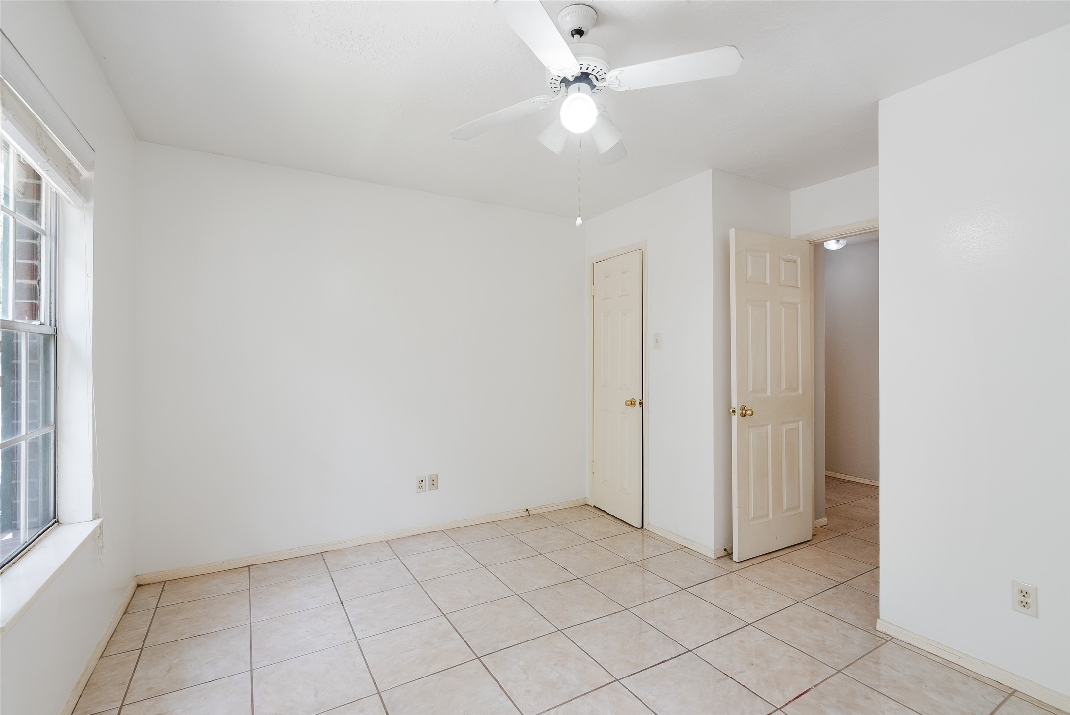 814 Hyacinth Place Property Photo 28