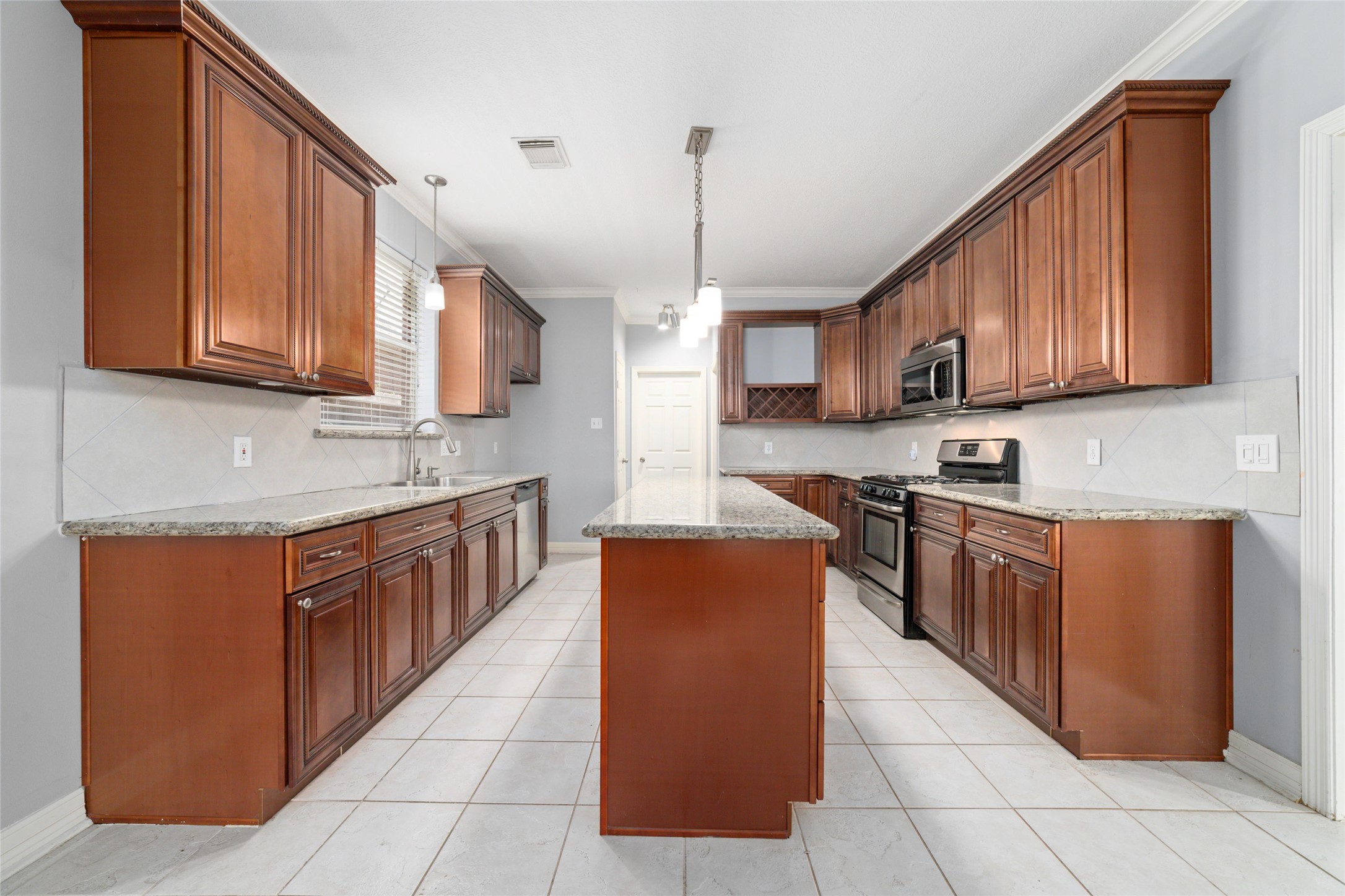 7115 W Hearthstone Green Drive Property Photo 13