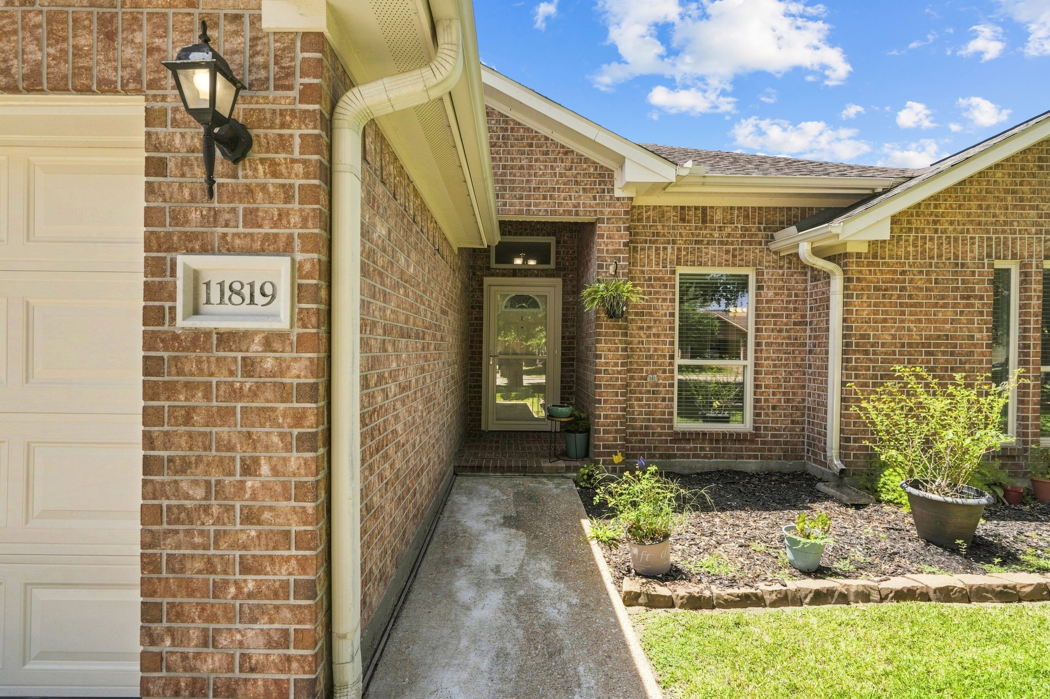 11819 Santa Fe Trail Property Photo