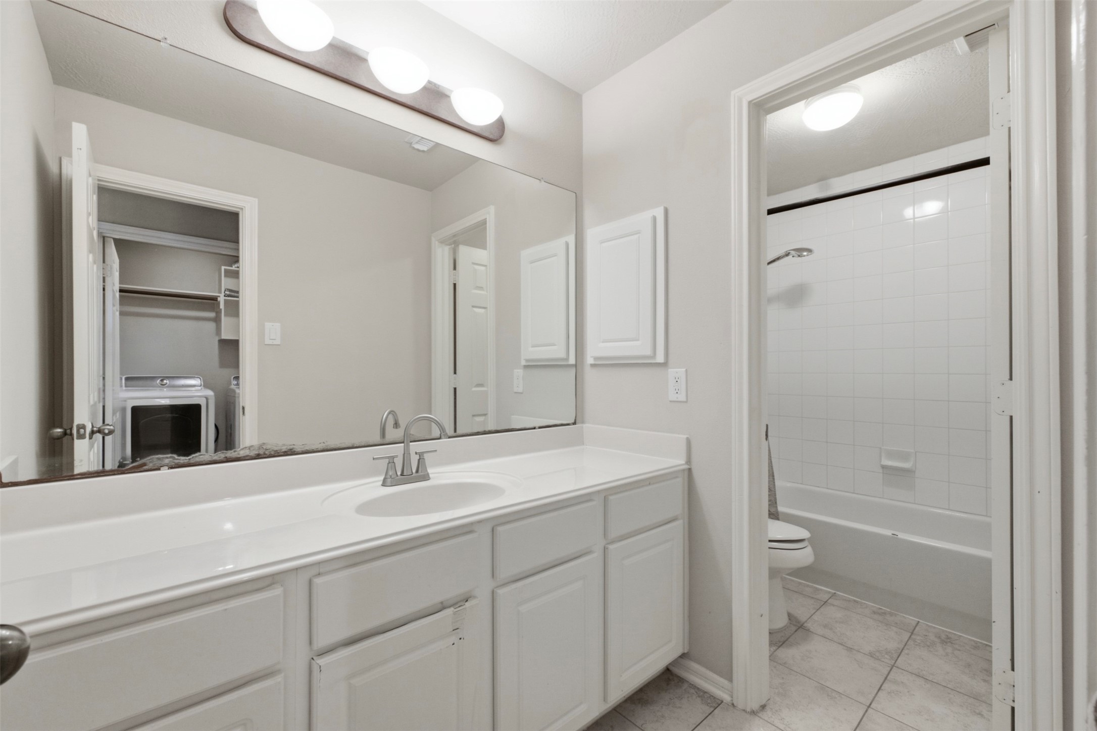 21811 Honeysuckle Grove Lane Property Photo 34