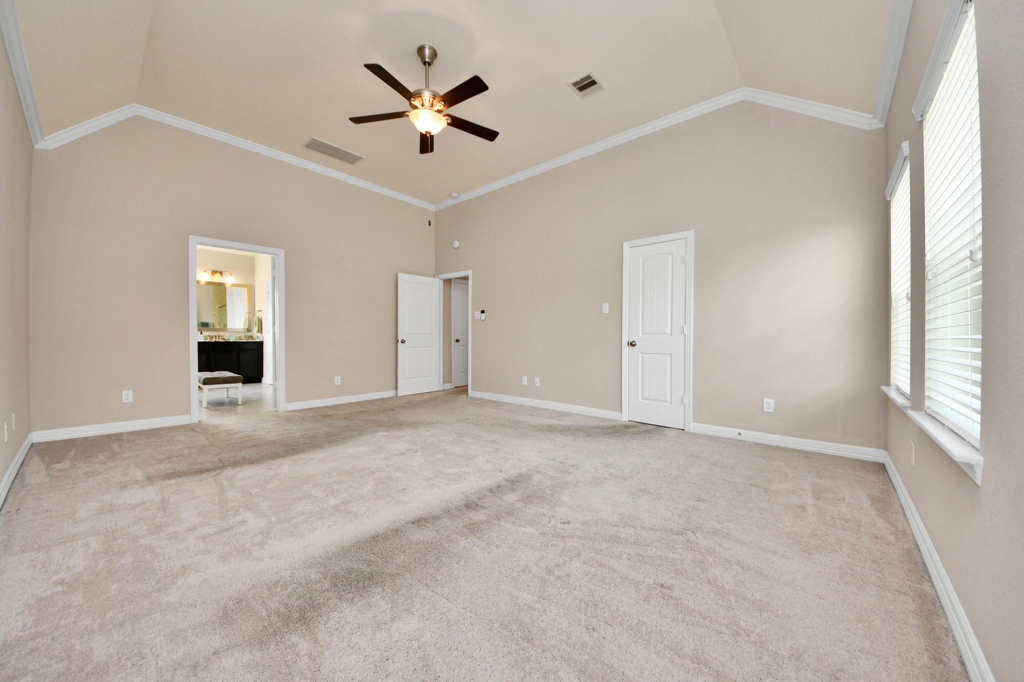 442 N Live Oak Street Property Photo 29