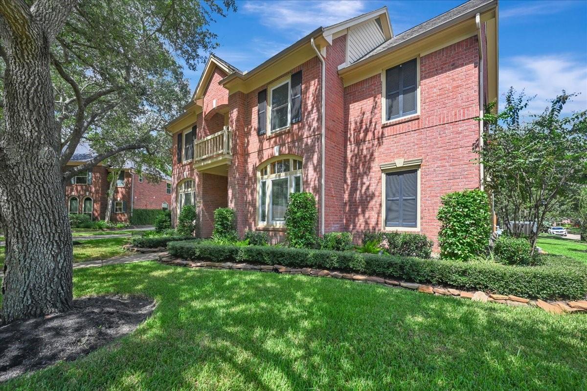 16802 Village Corner Court Property Photo 2
