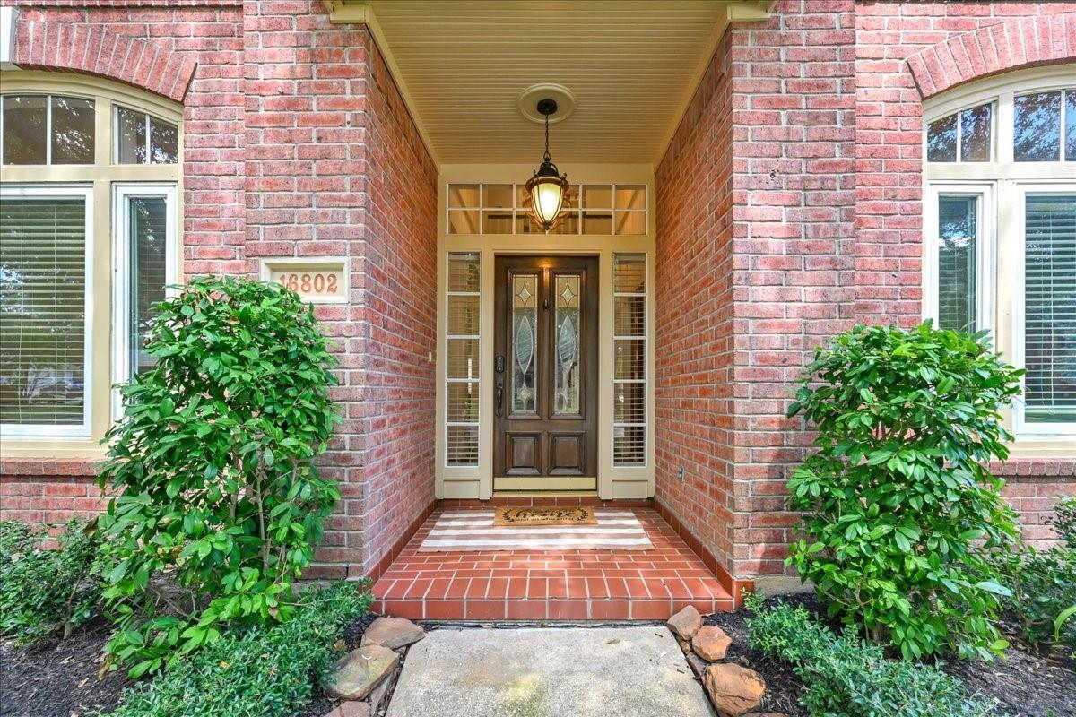 16802 Village Corner Court Property Photo 4