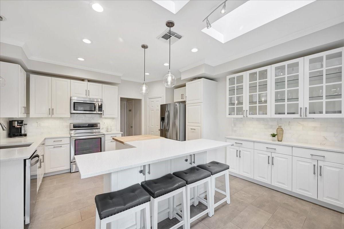 16802 Village Corner Court Property Photo 12