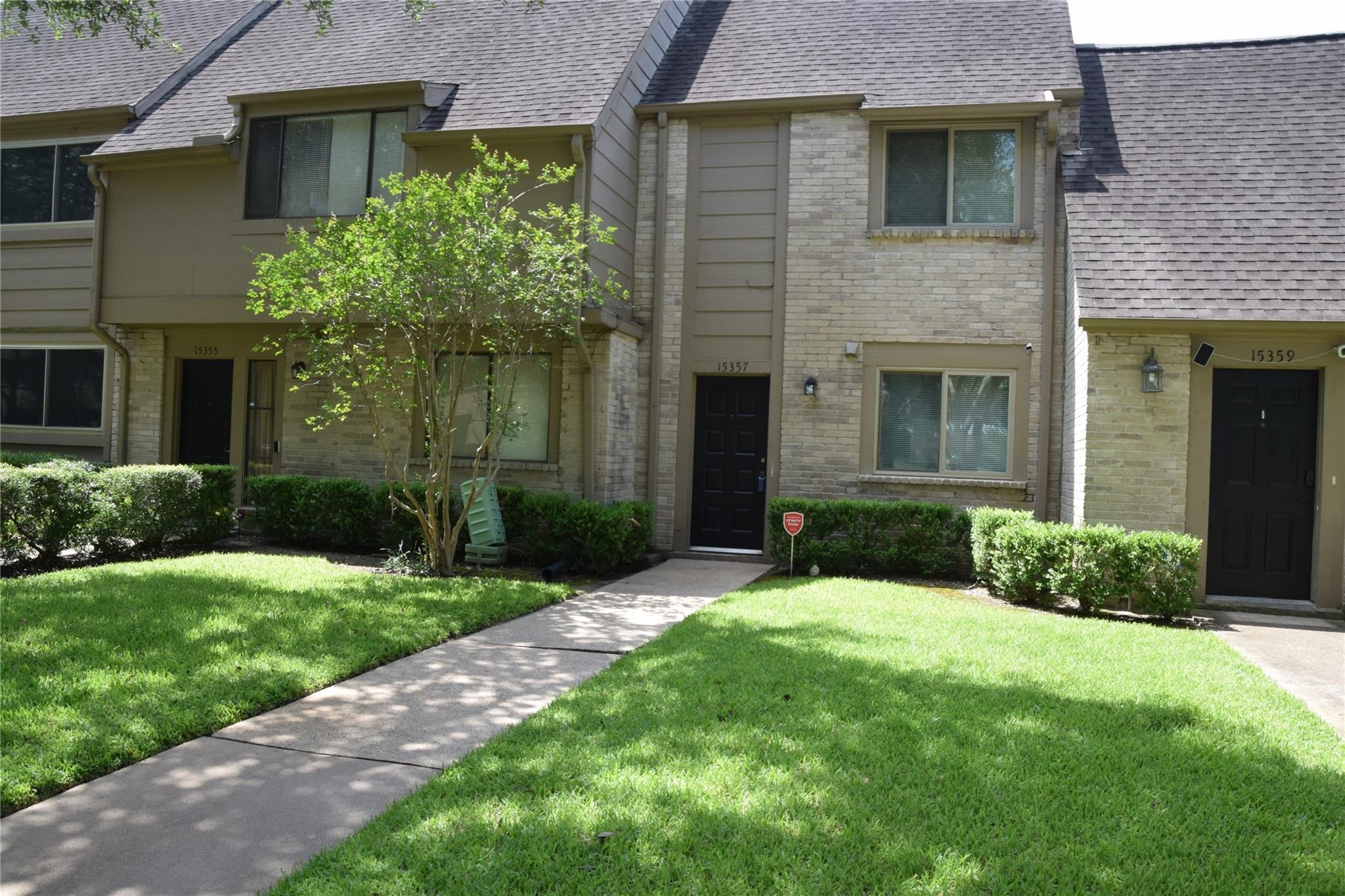15357 Falmouth Avenue 2 Property Photo 1