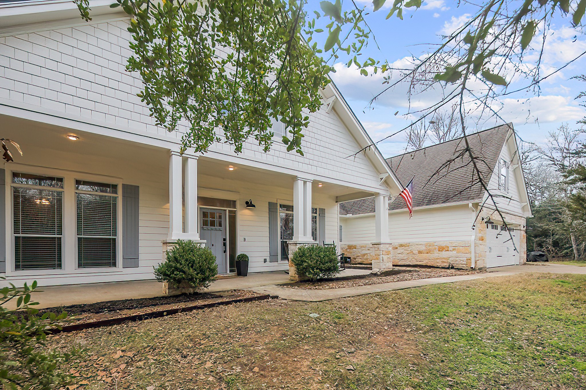 4817 Drake Drive Property Photo