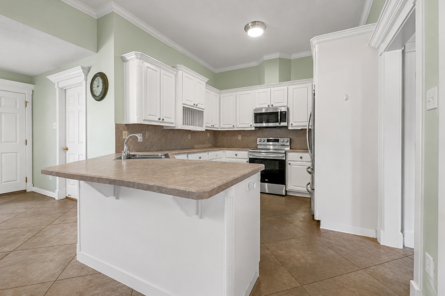 11885 Golden Mist Property Photo 7
