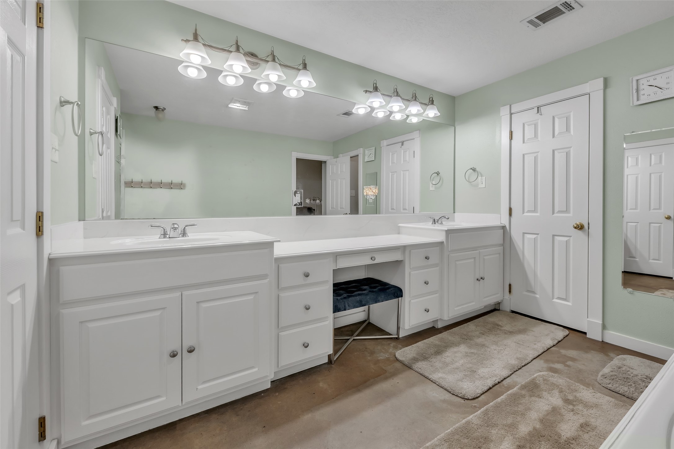11885 Golden Mist Property Photo 16