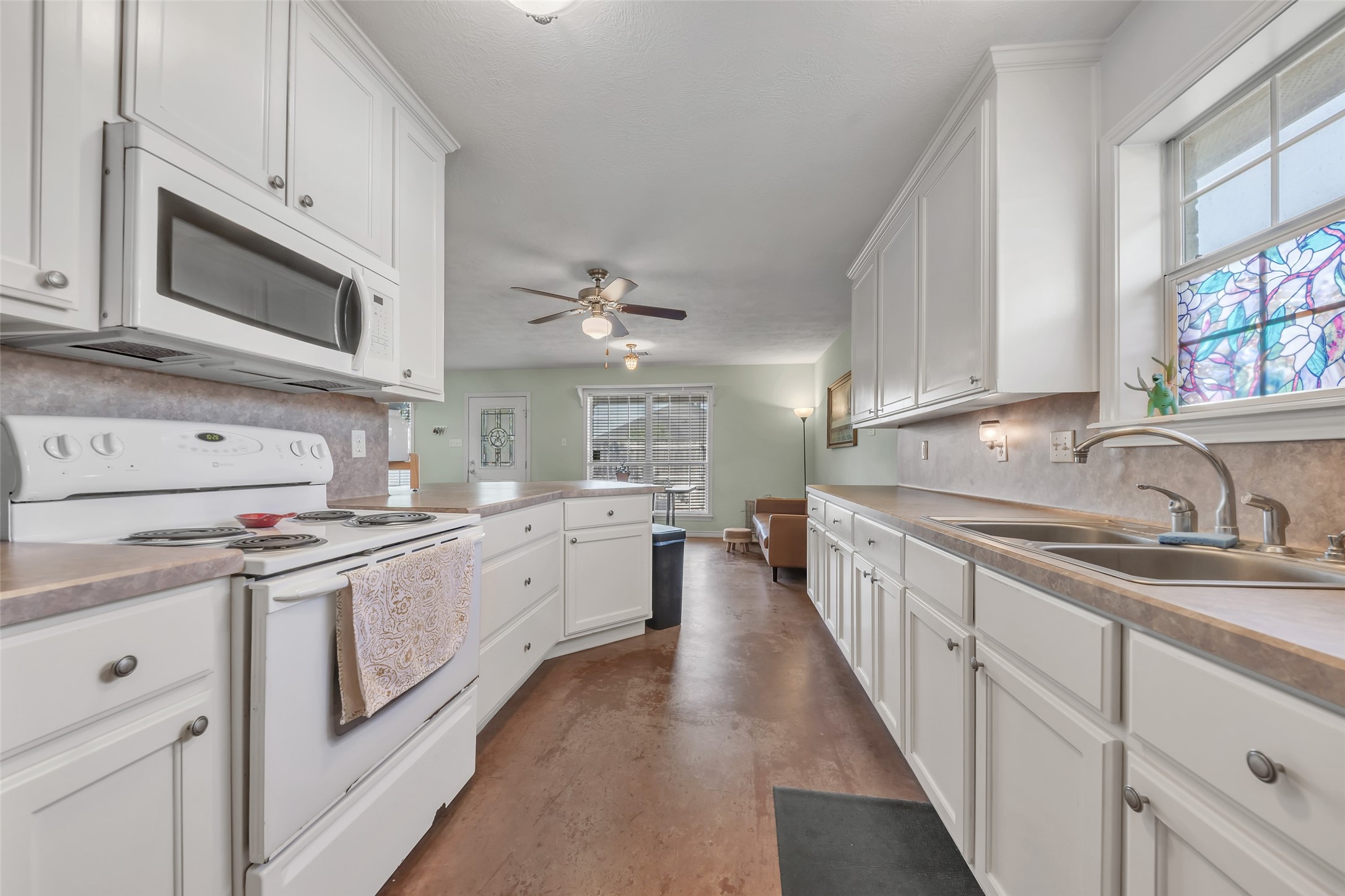 11885 Golden Mist Property Photo 26