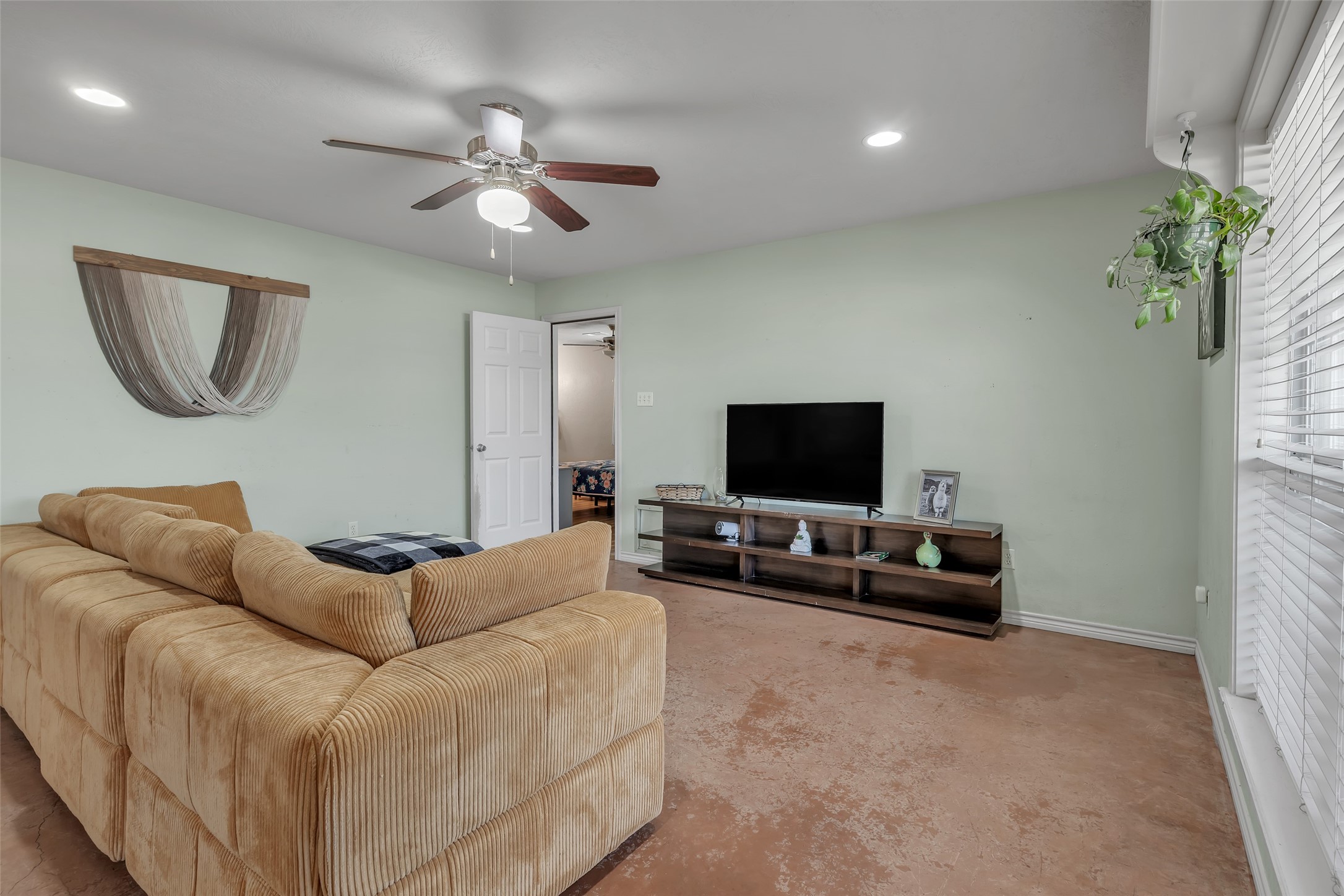 11885 Golden Mist Property Photo 28