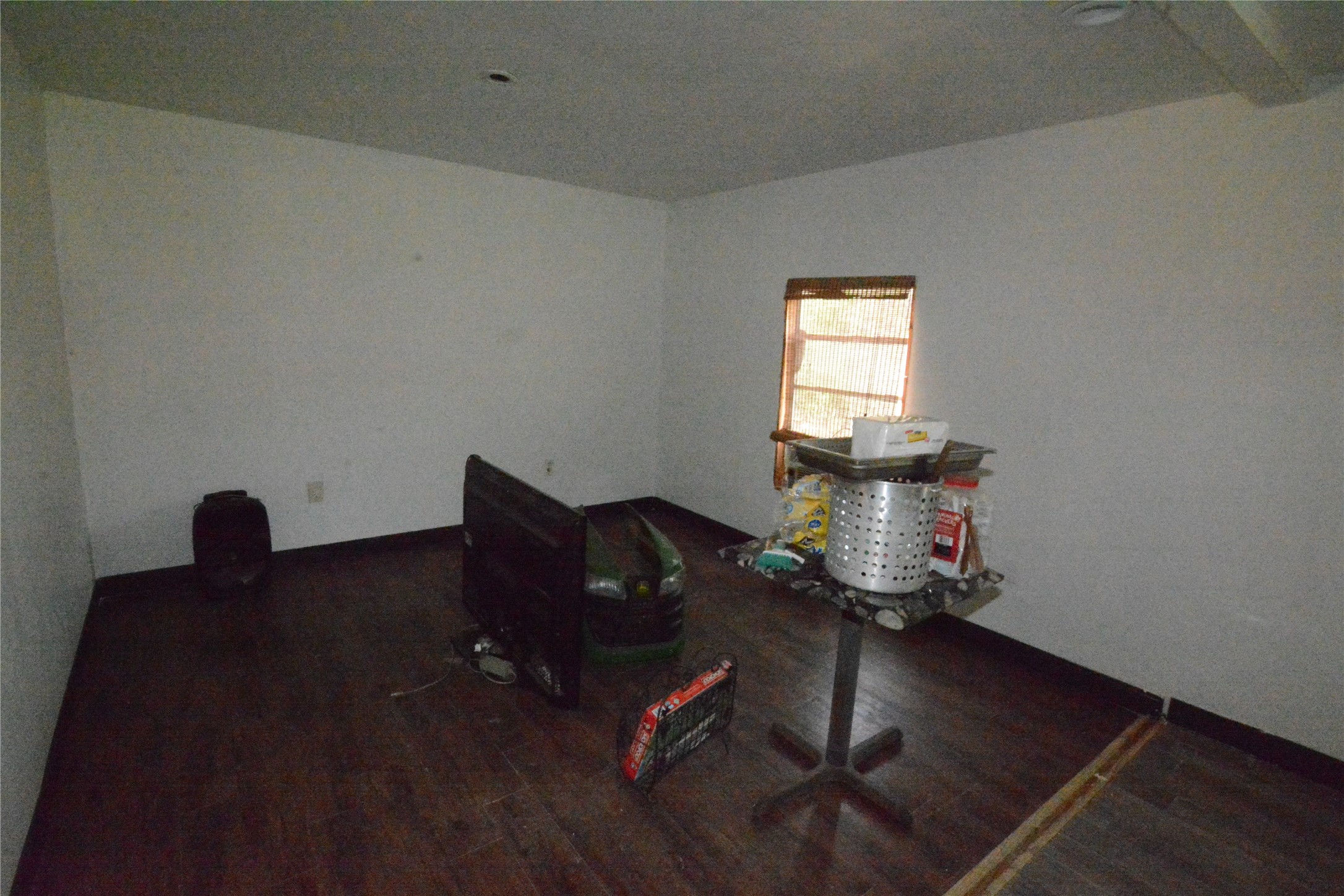 1120 Cherry Creek Drive Property Photo 13