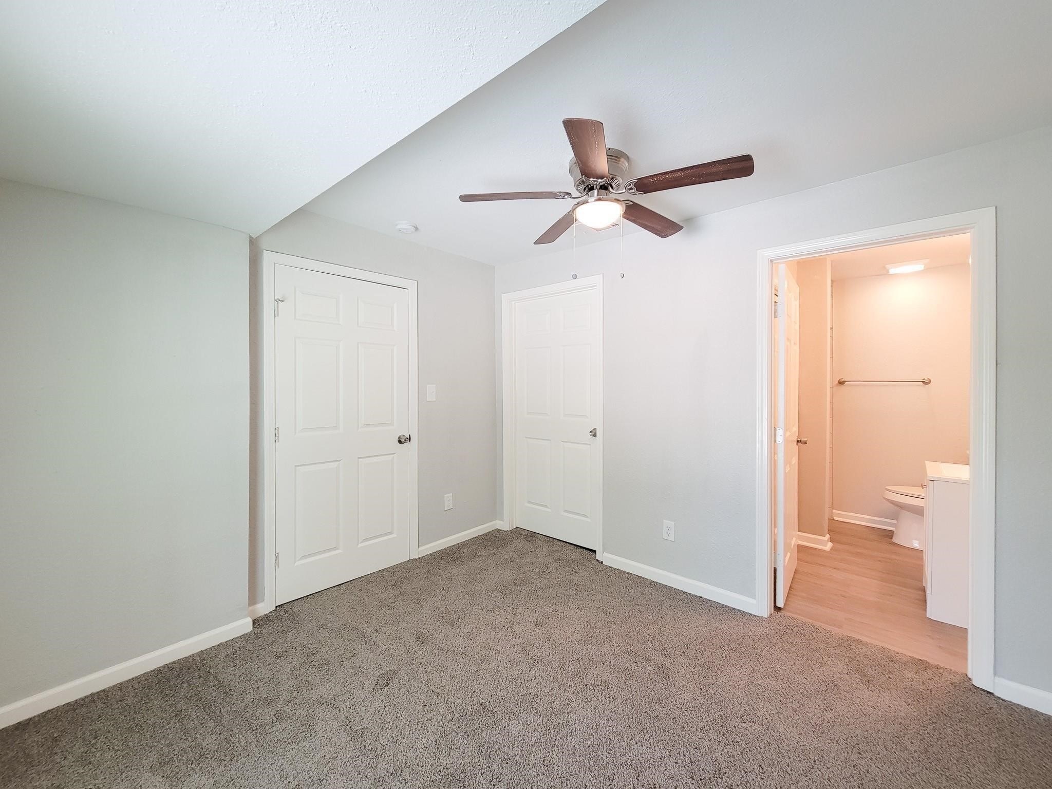 2810 Forest Oaks Boulevard Property Photo 15