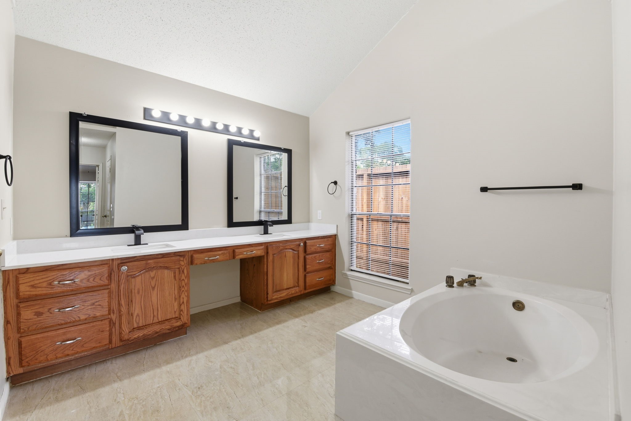 2726 Alderleaf Place Property Photo 21