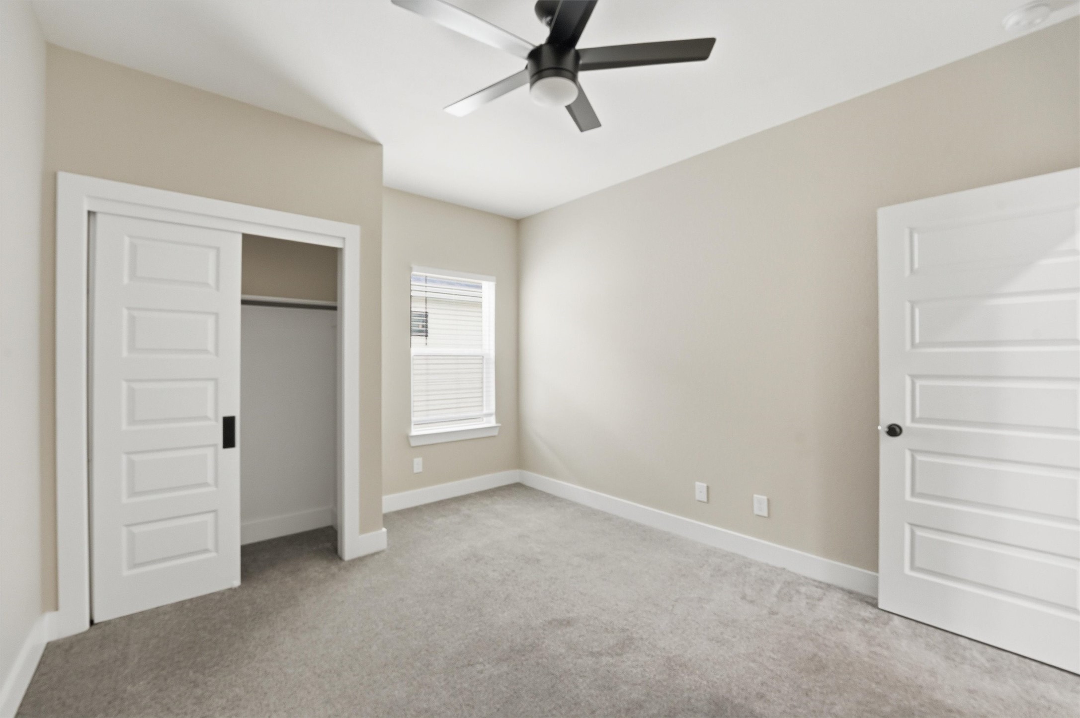 3107 Grassmere Street B Property Photo 12