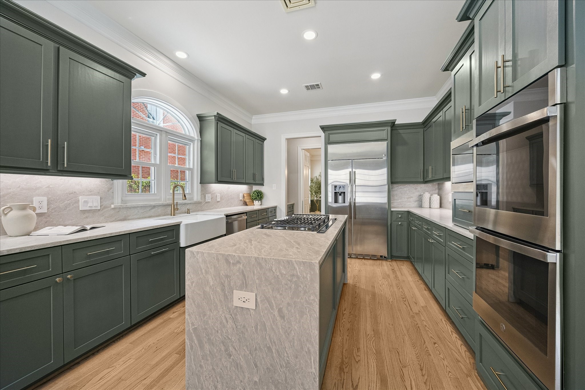6635 Rutgers Avenue Property Photo 10