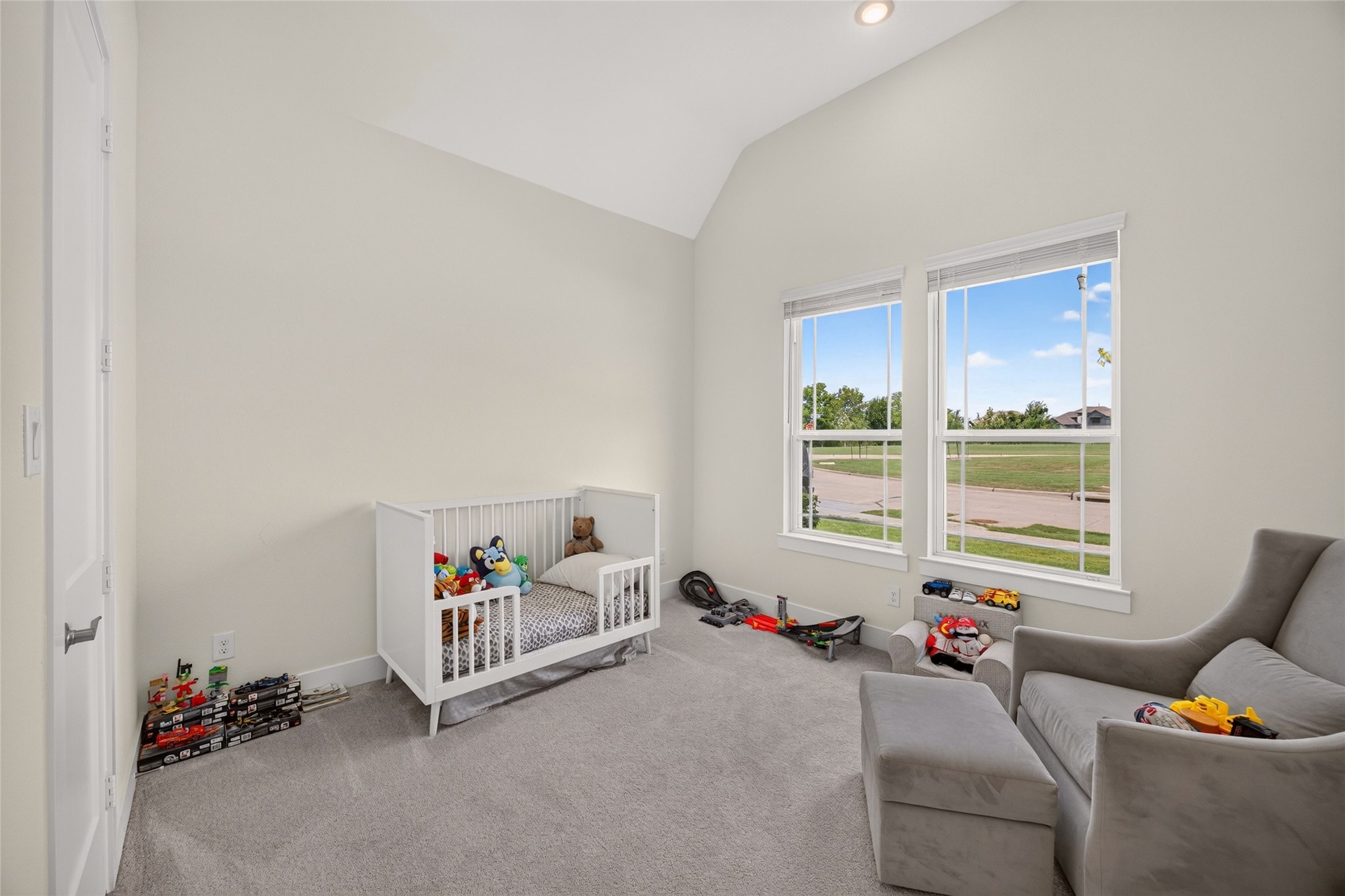 32451 Violet Dancer Court Property Photo 9