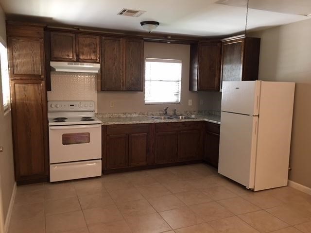 5307 Tree Point Road Property Photo 2