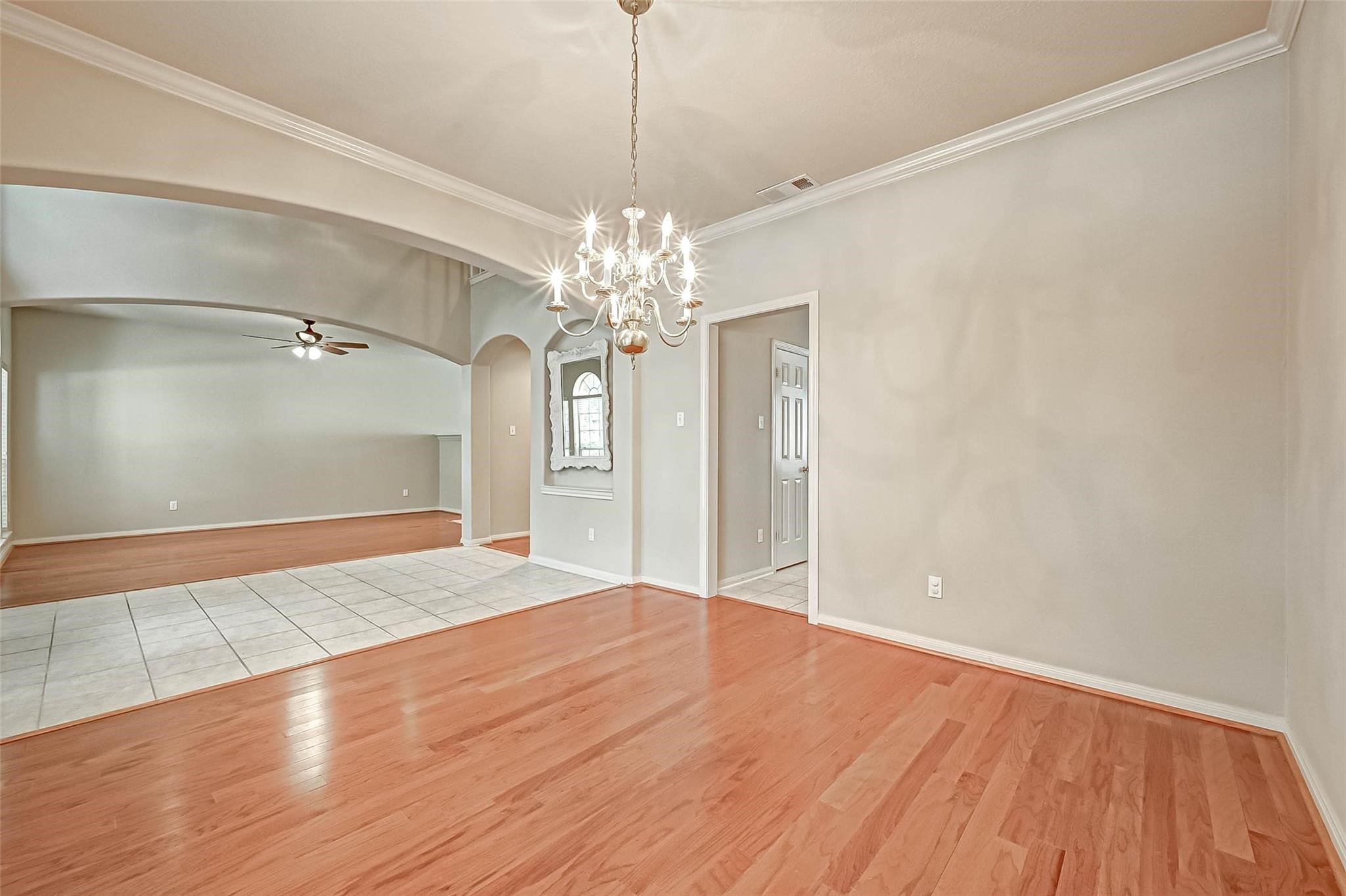 12419 Shadycrest Drive Property Photo 6