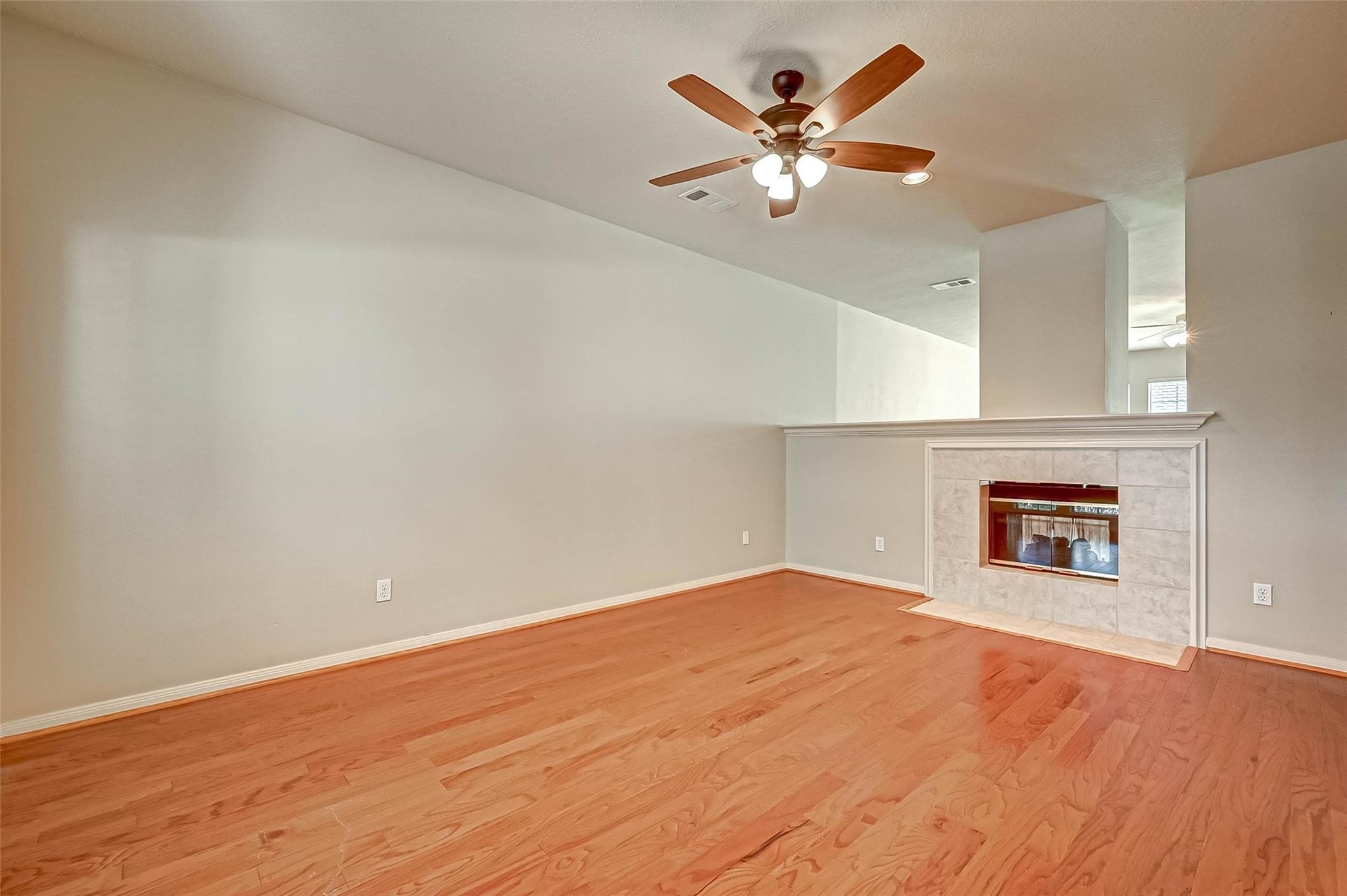 12419 Shadycrest Drive Property Photo 9