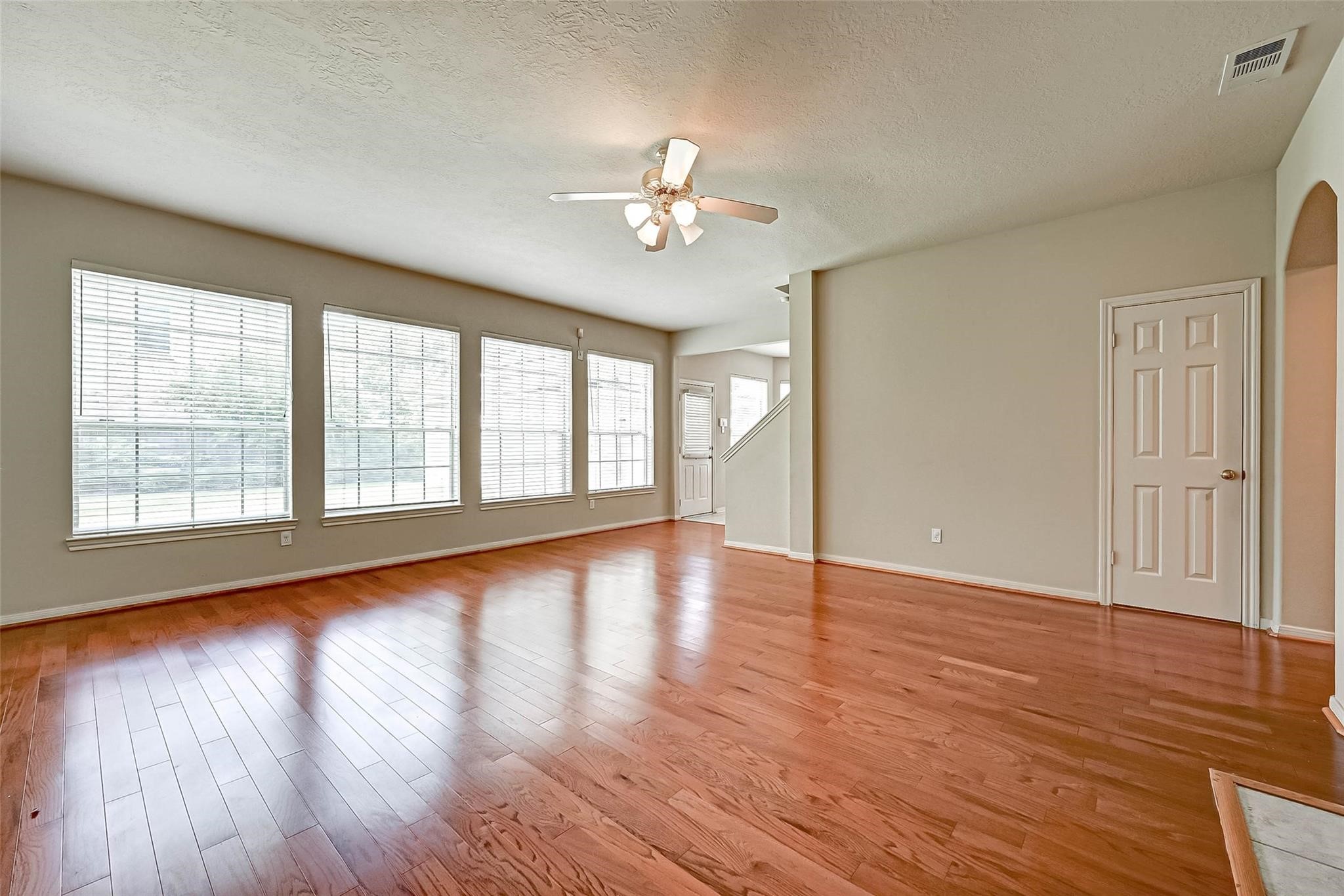 12419 Shadycrest Drive Property Photo 13