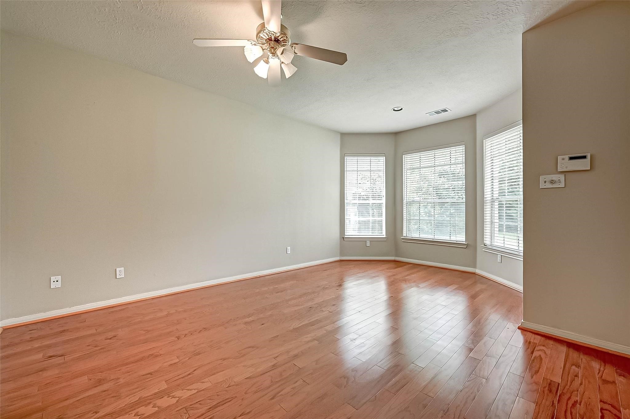 12419 Shadycrest Drive Property Photo 33
