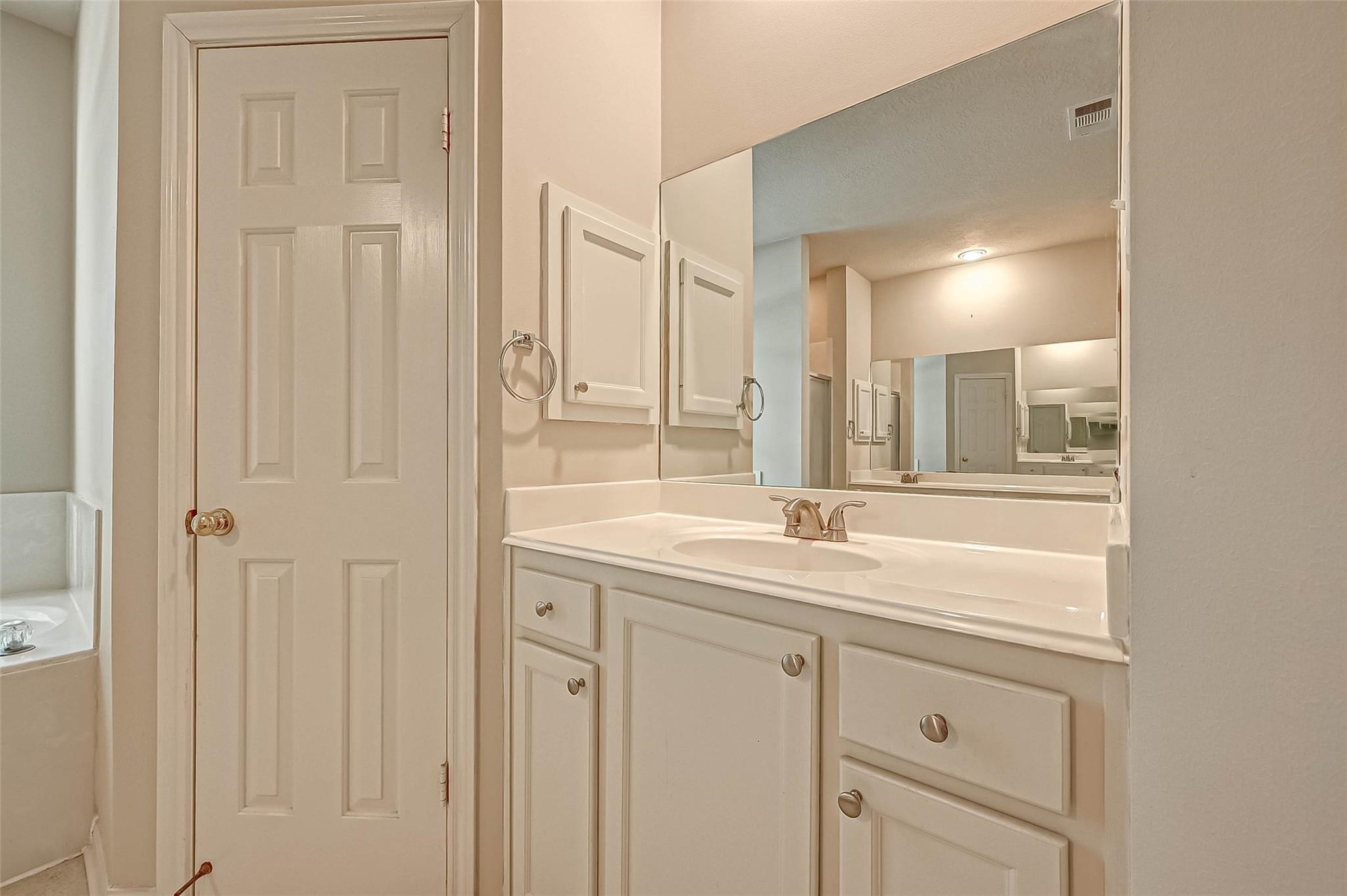 12419 Shadycrest Drive Property Photo 38