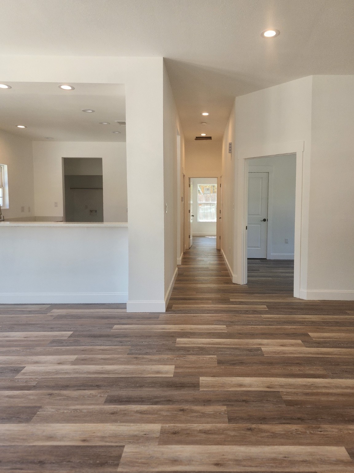429 N Zavalla Street Property Photo 6