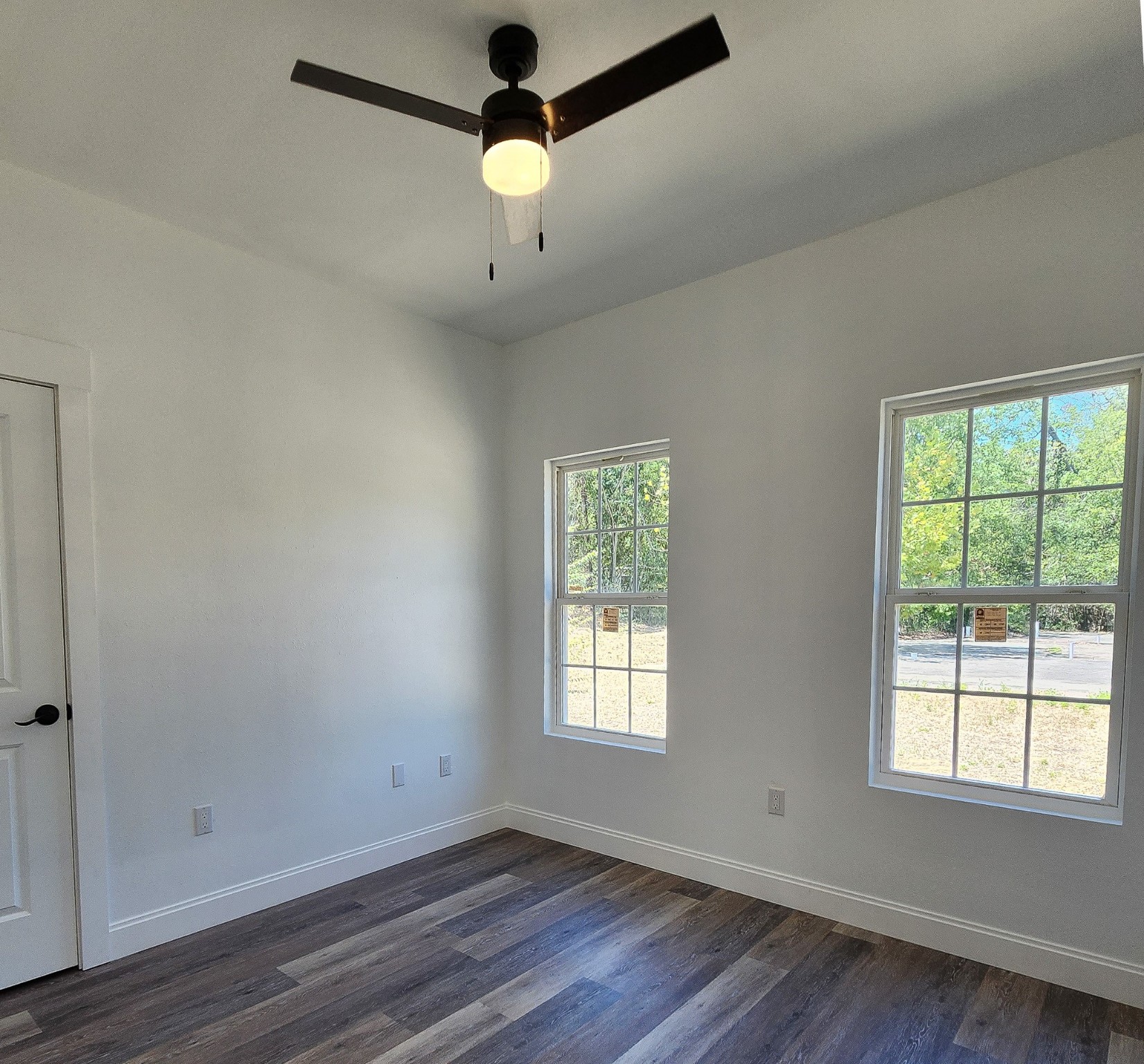 429 N Zavalla Street Property Photo 29