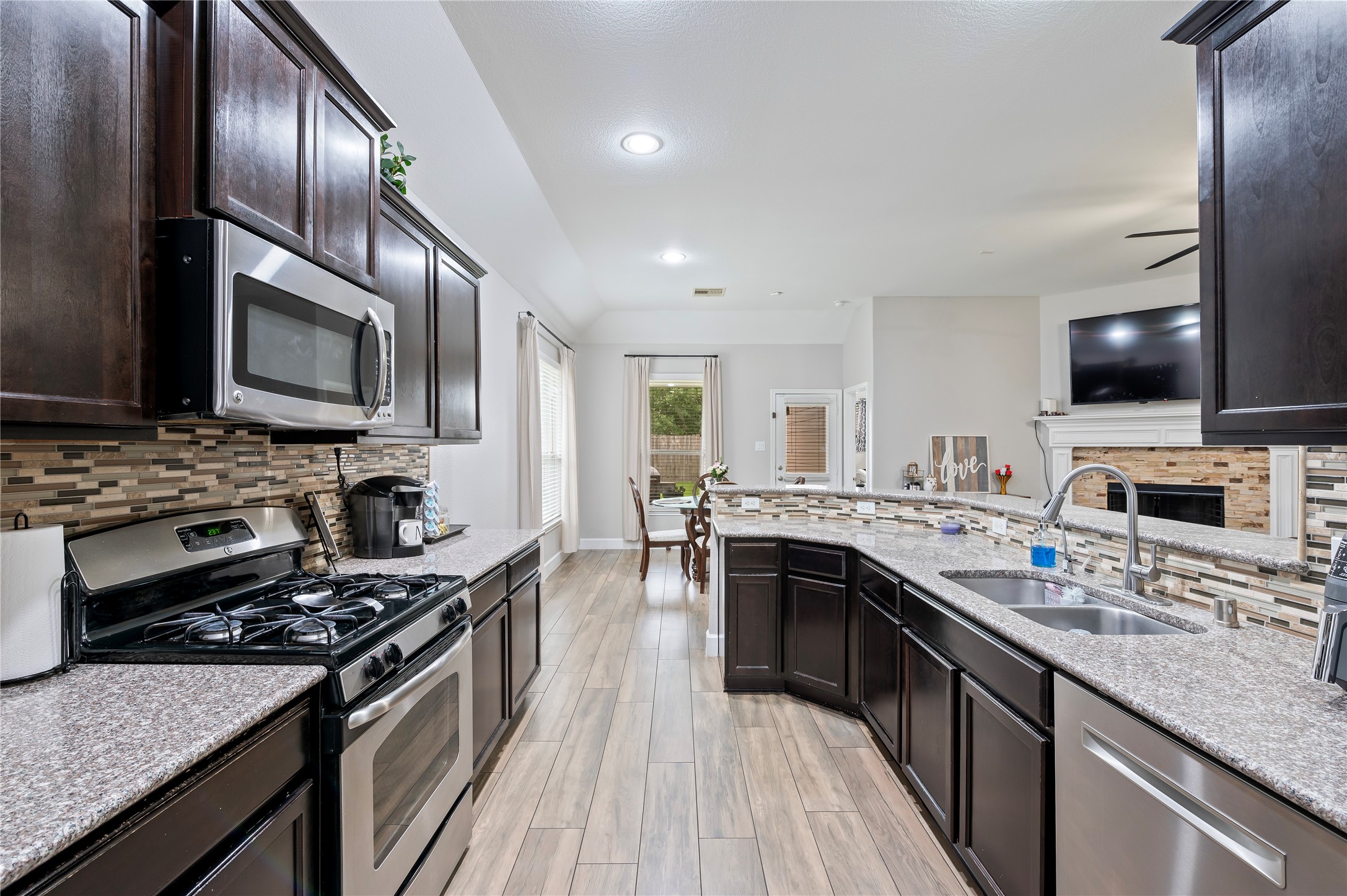 17107 Bedford Peak Court Property Photo 20