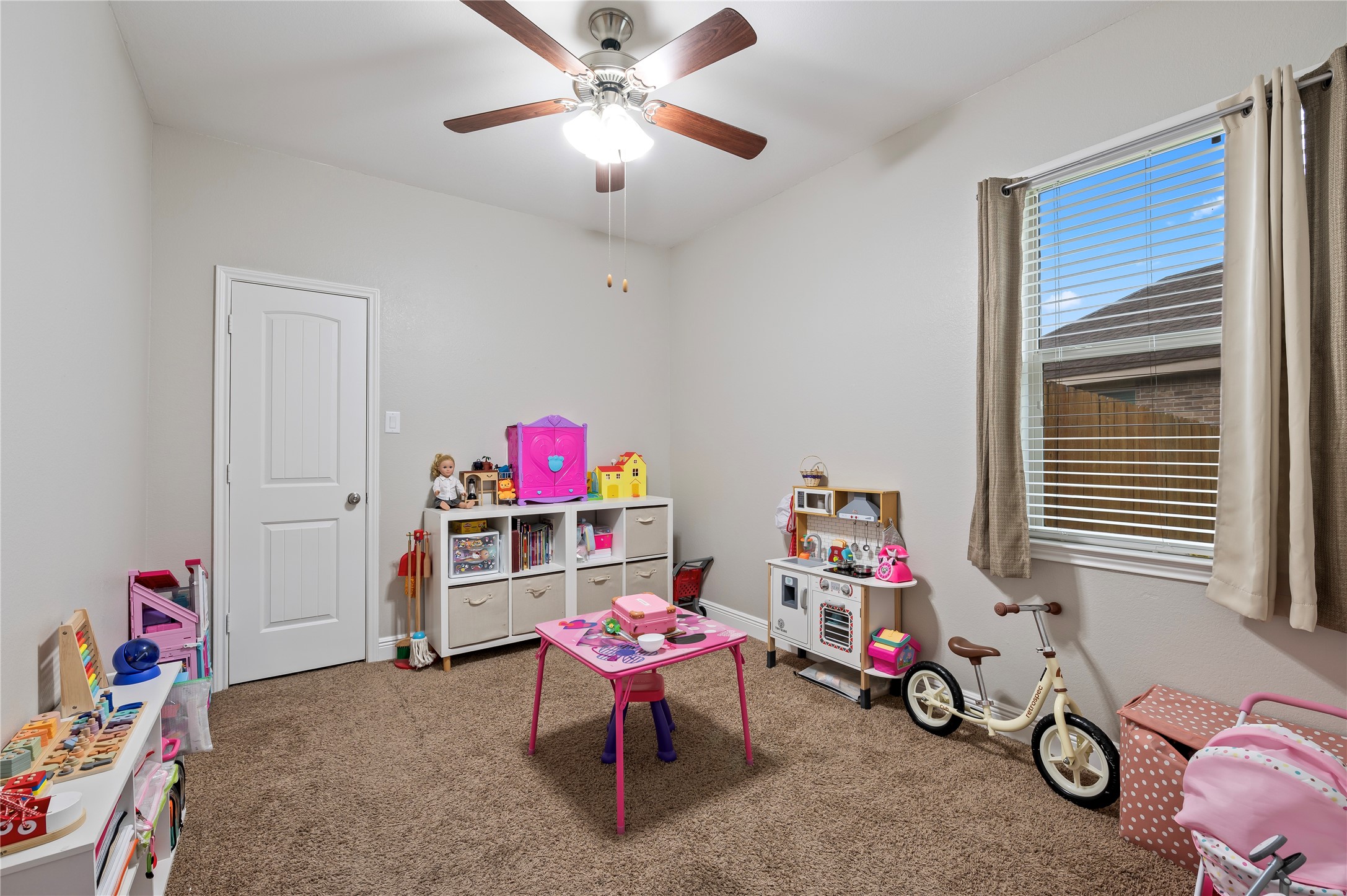 17107 Bedford Peak Court Property Photo 26