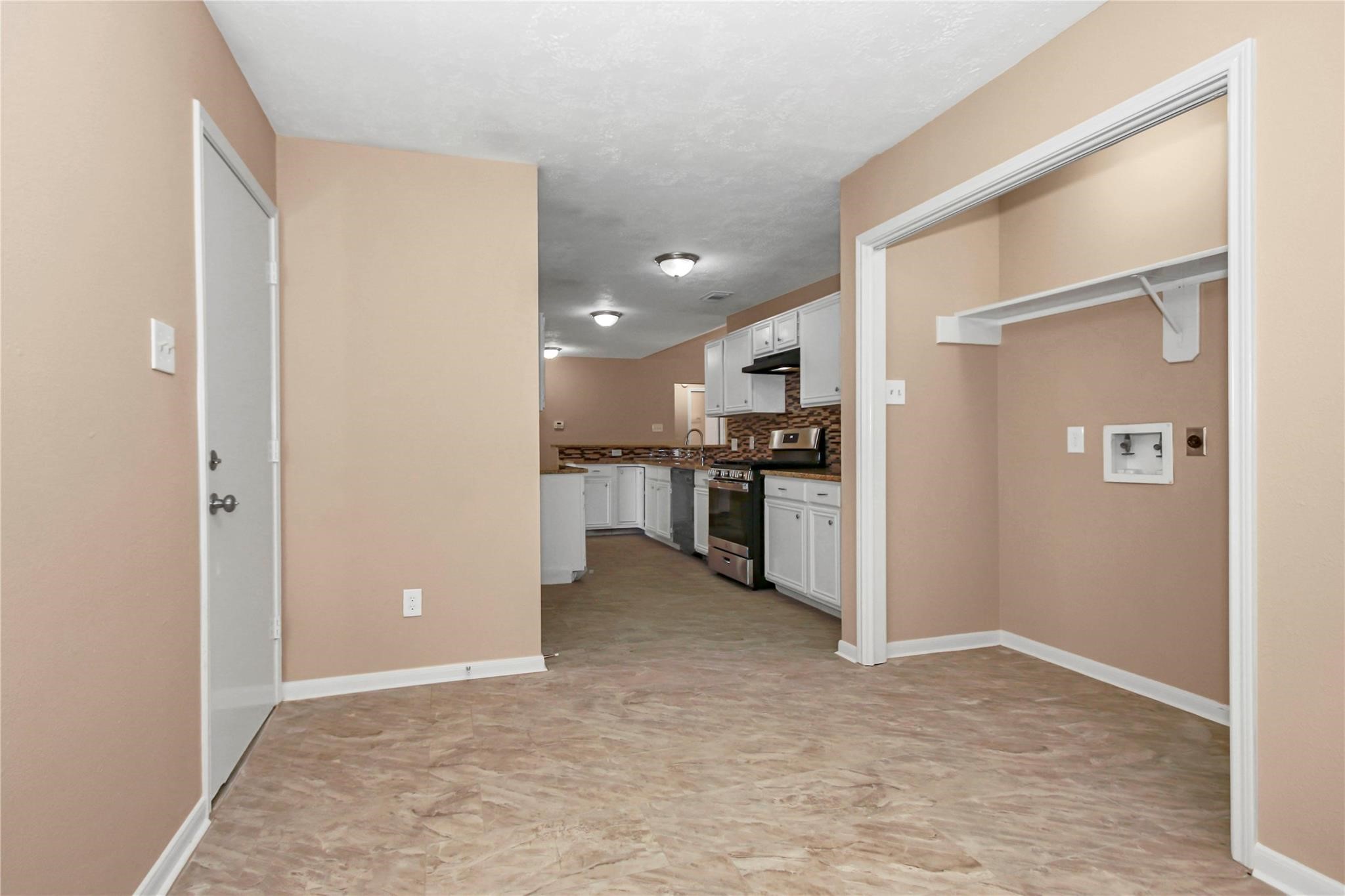 8235 Alabaster Drive Property Photo 19