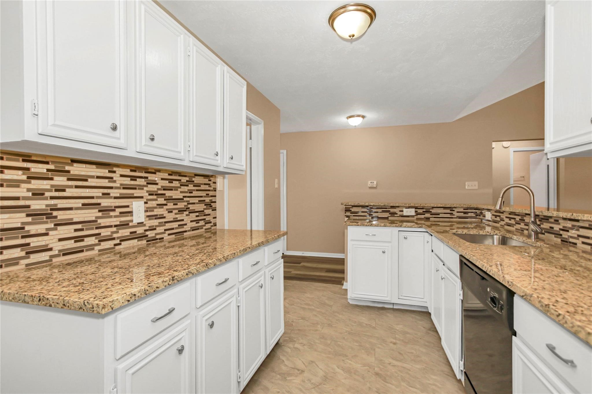 8235 Alabaster Drive Property Photo 20