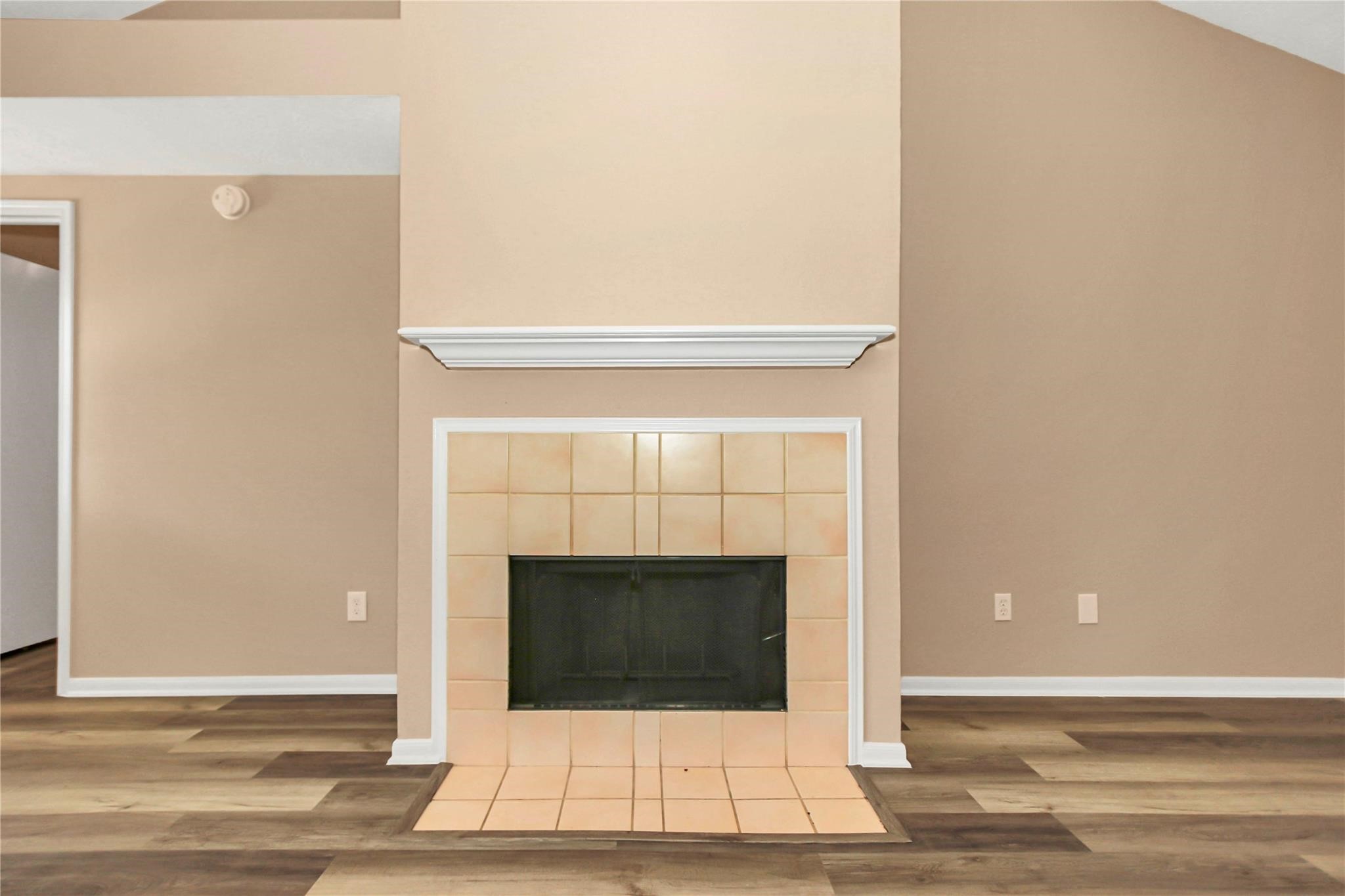 8235 Alabaster Drive Property Photo 22