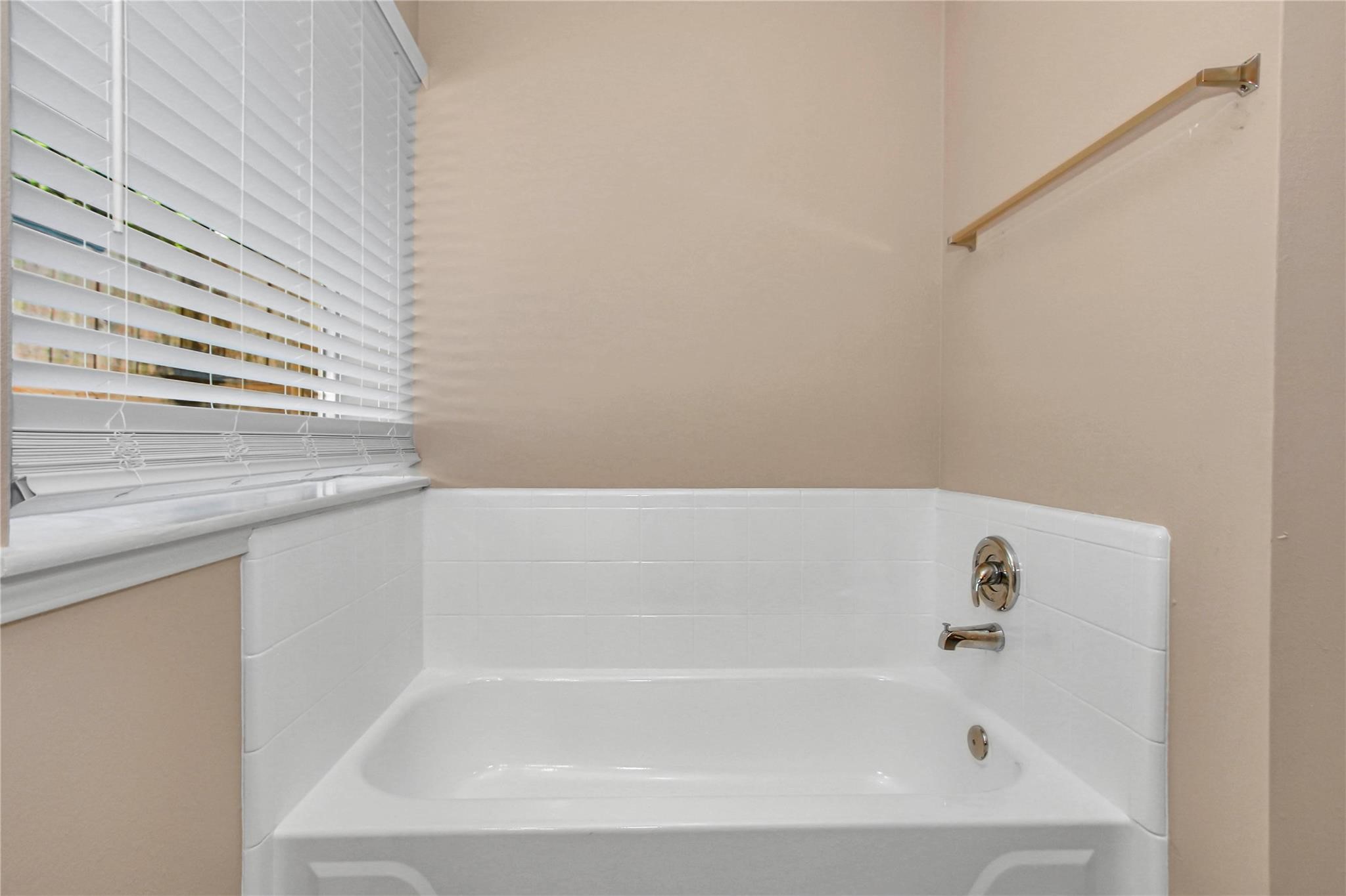 8235 Alabaster Drive Property Photo 30