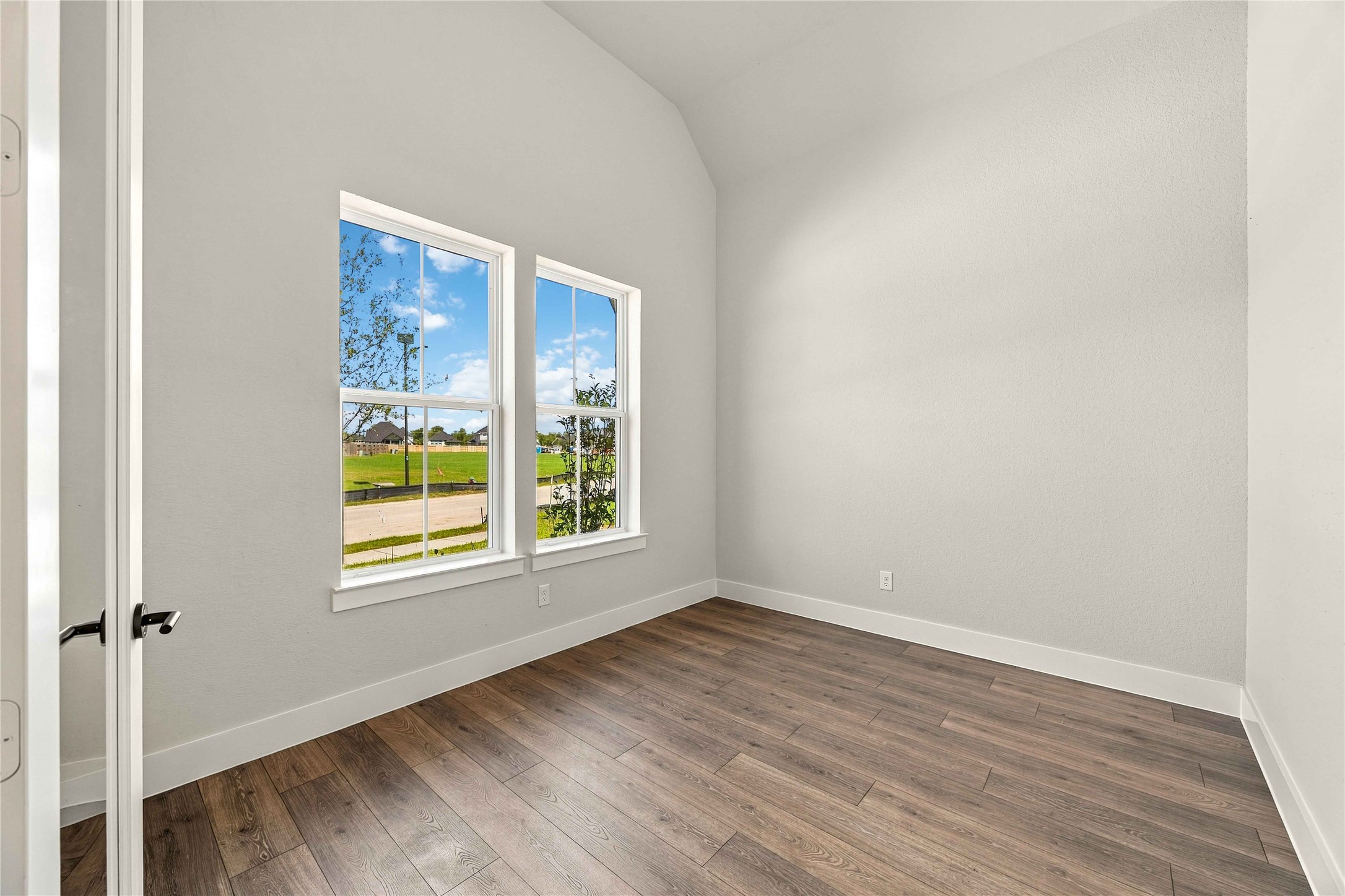 11303 Southwood Drive Property Photo 16