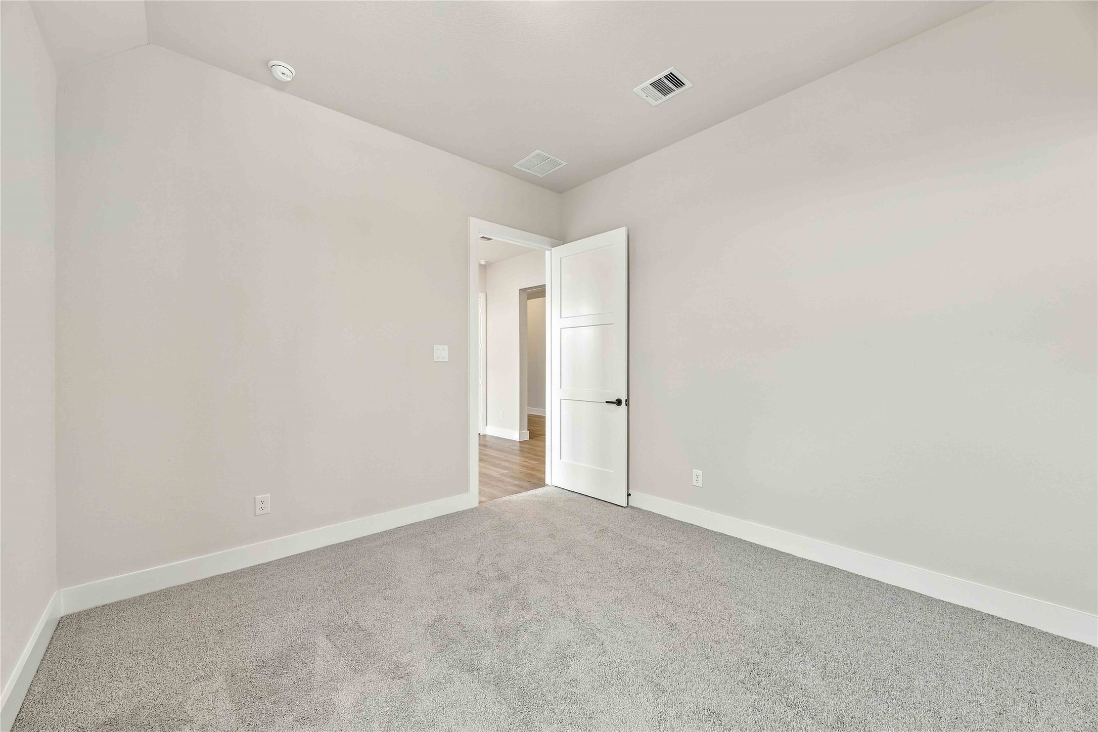 11303 Southwood Drive Property Photo 30