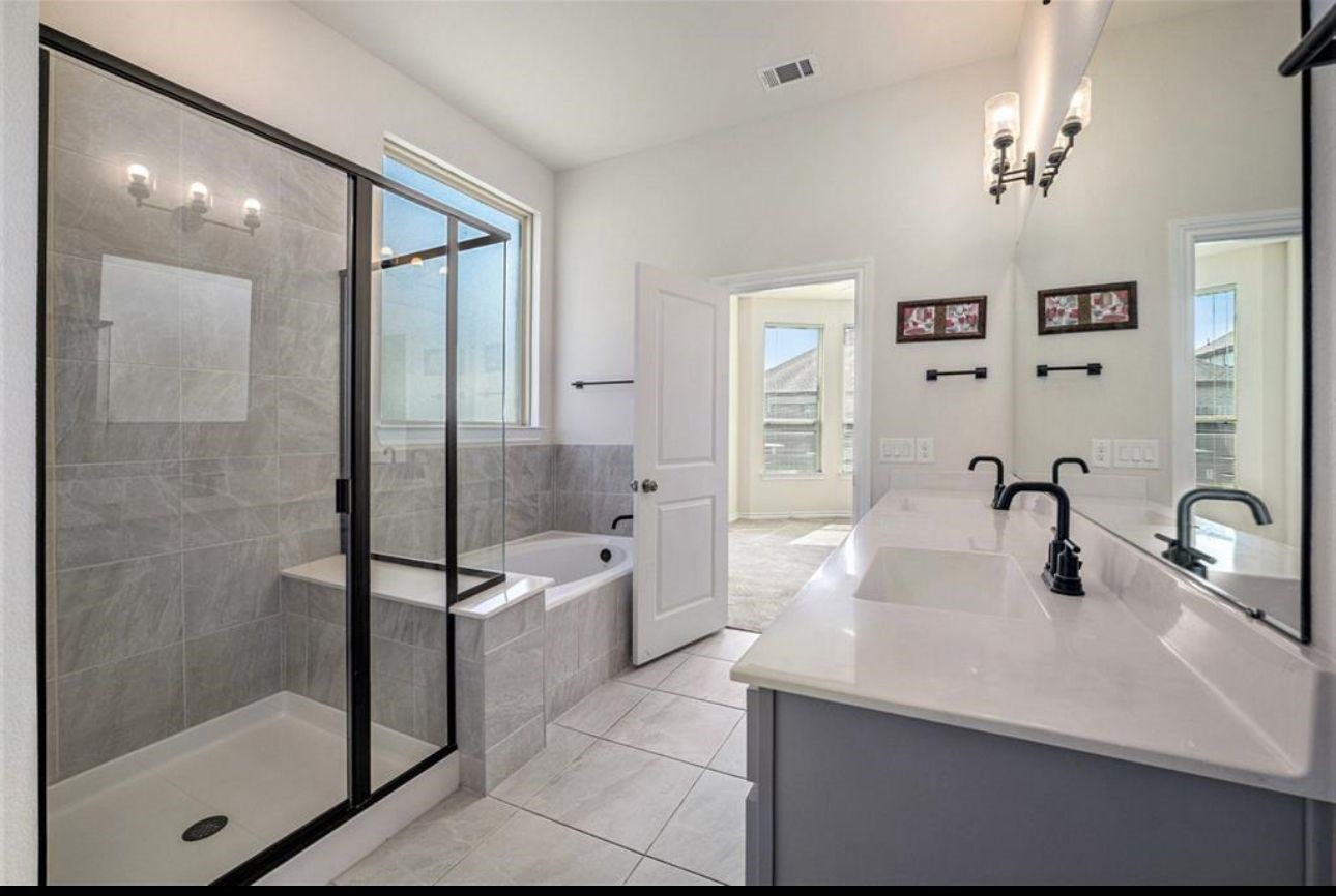 7315 Buckthorn Hollow Trail Property Photo 23