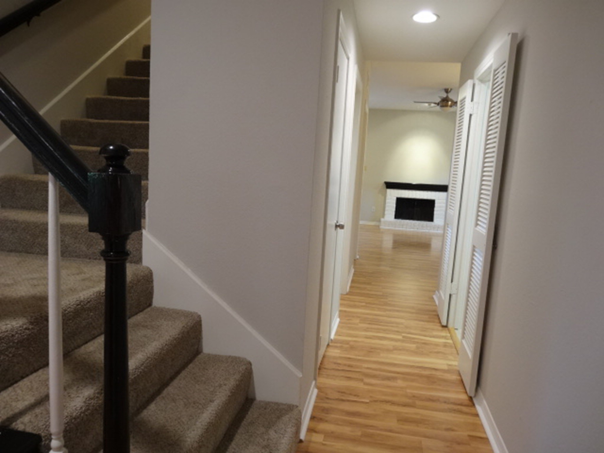 864 Augusta Drive 208 Property Photo 2