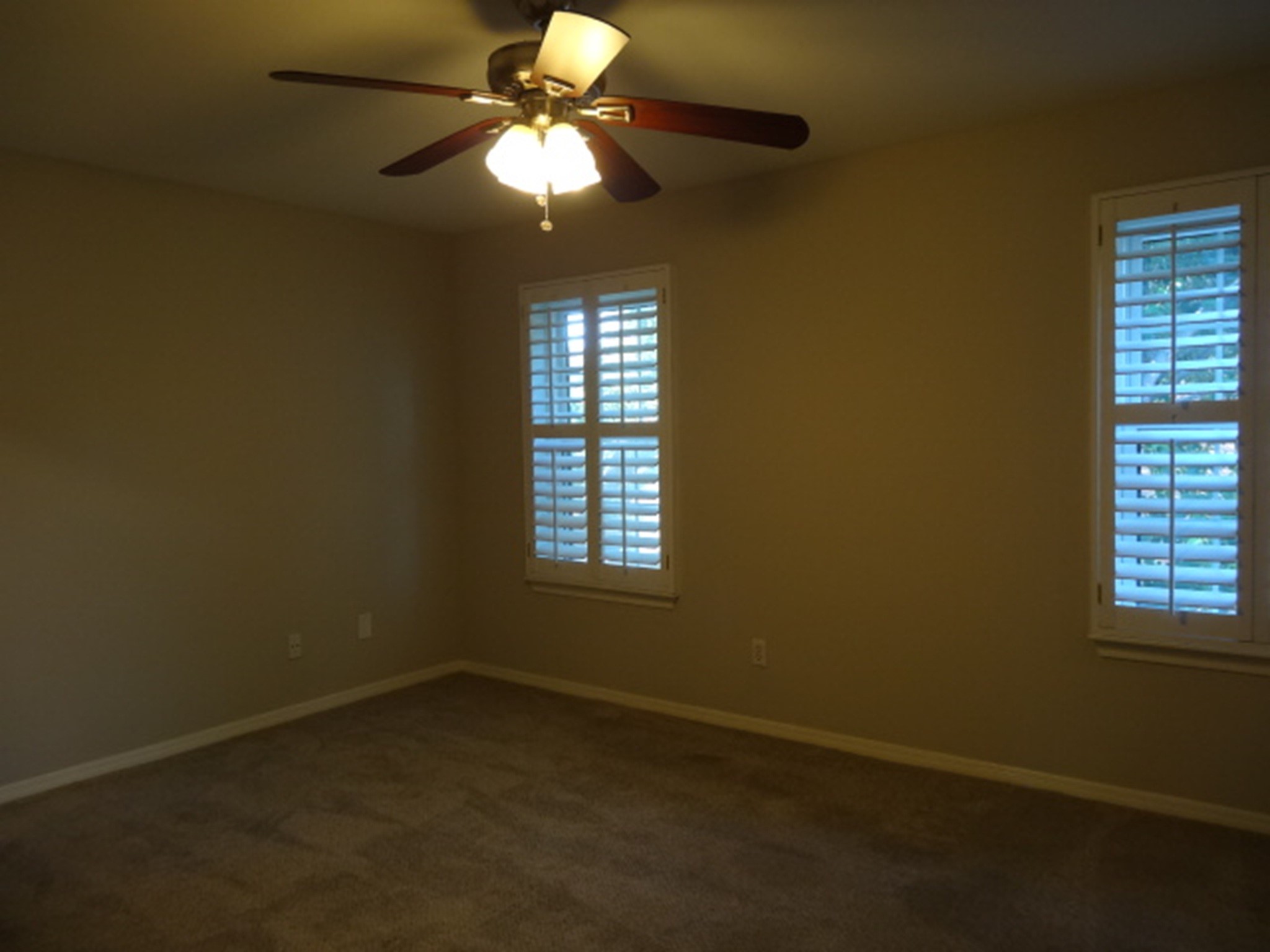 864 Augusta Drive 208 Property Photo 20