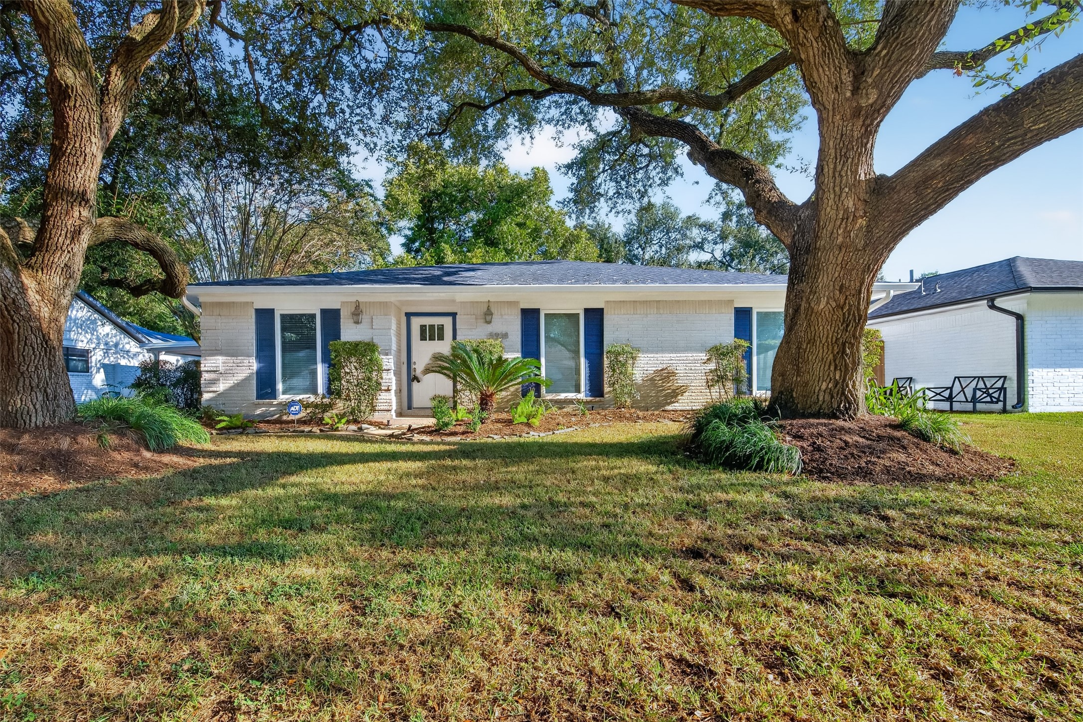 5938 Claridge Drive Property Photo 1