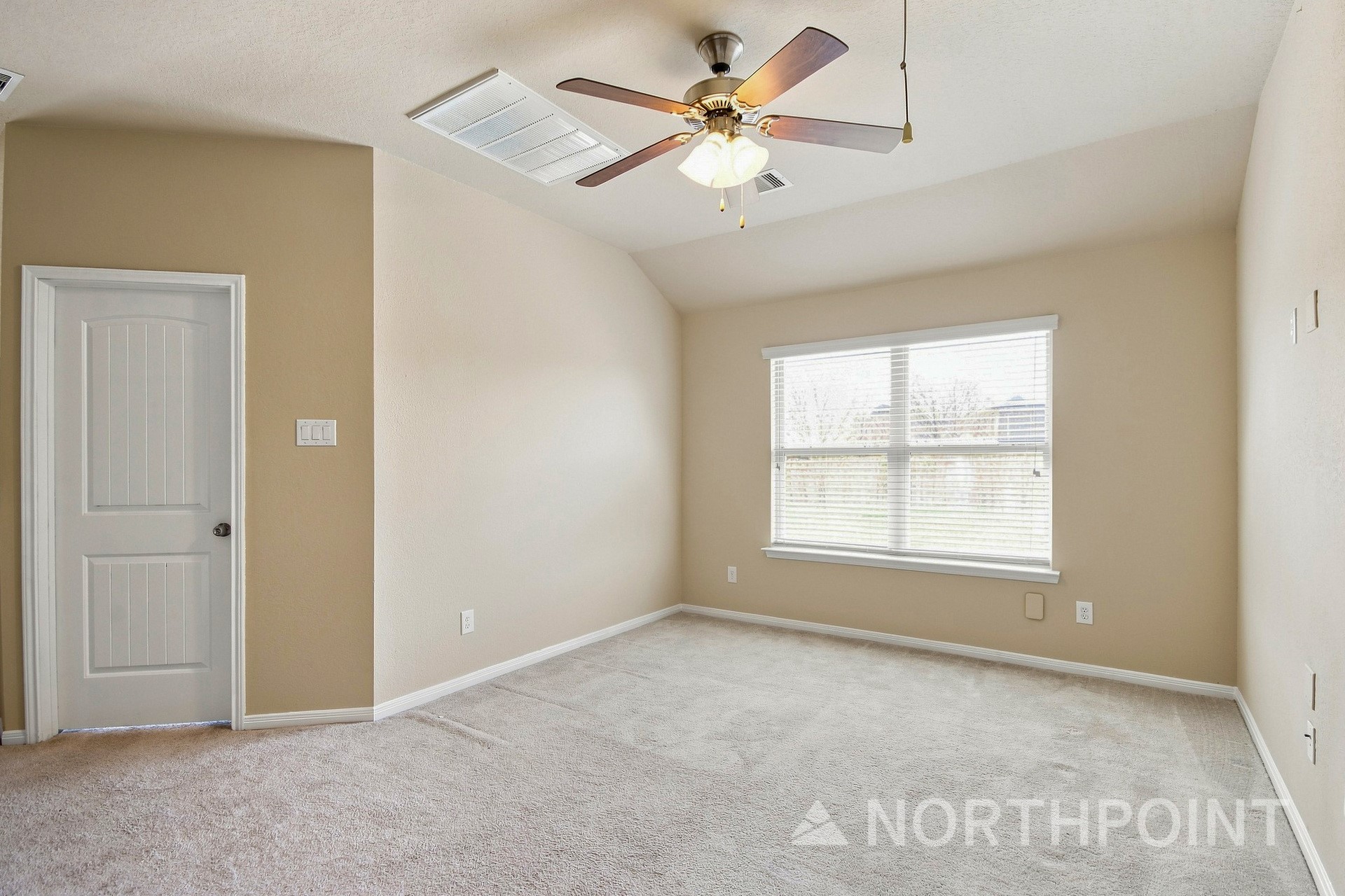 22488 Toronado Ridge Lane Property Photo 9