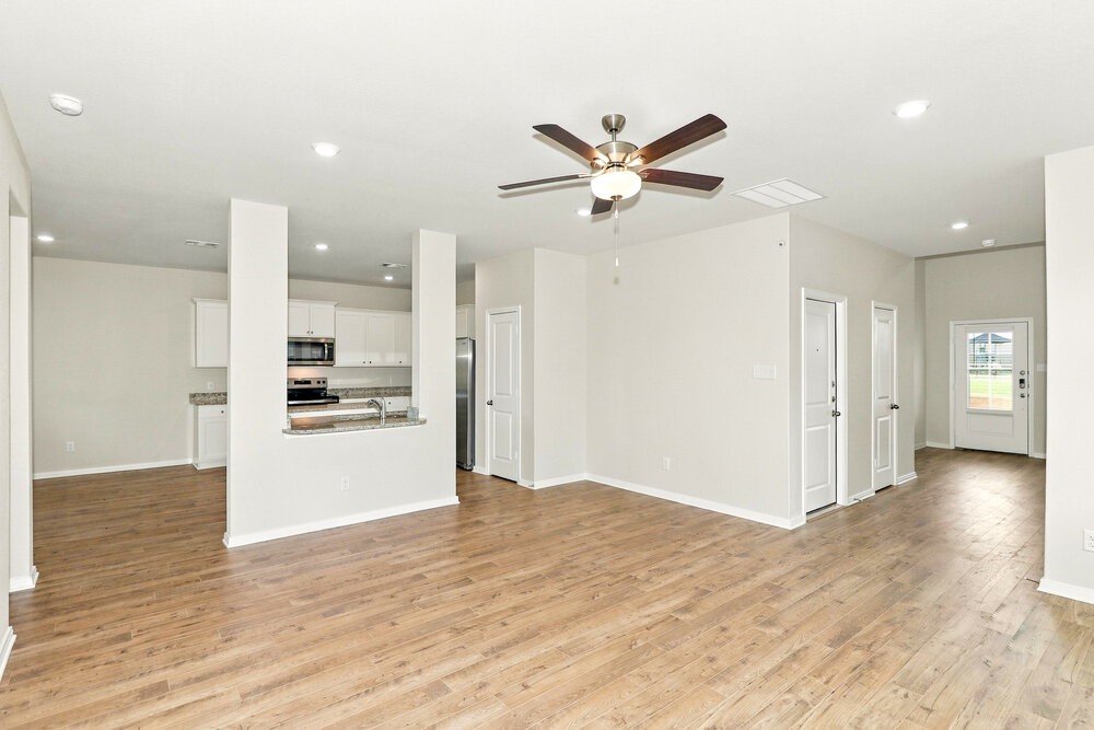 7650 Tipton Meadow Way Property Photo 4