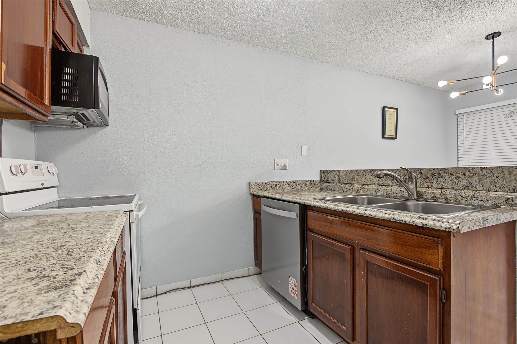 10001 Westpark Drive 69 Property Photo 16